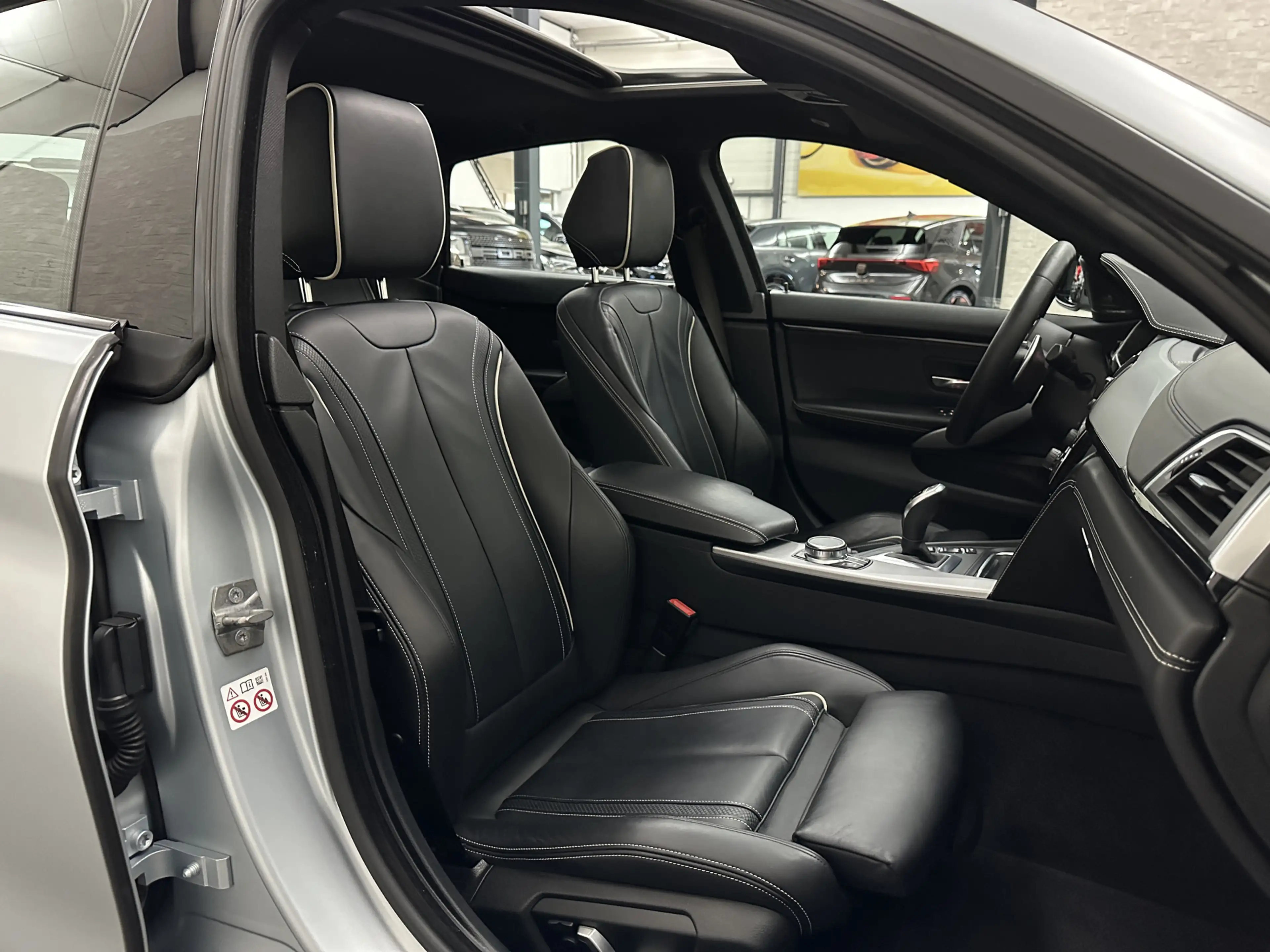 BMW 440 4-serie Gran Coupé 440i xDrive M-Sport | Frozen Si — photo 13