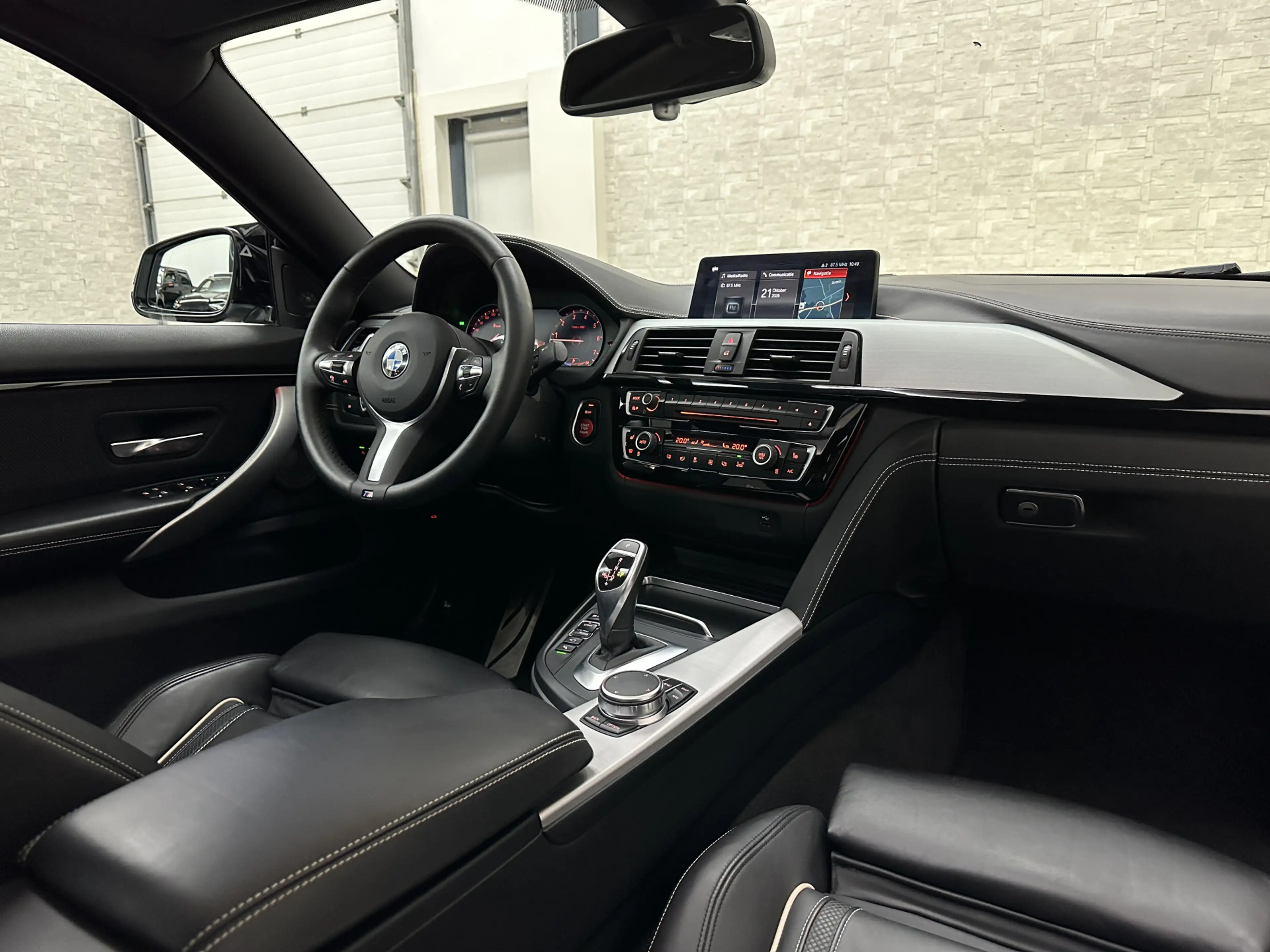 BMW 440 4-serie Gran Coupé 440i xDrive M-Sport | Frozen Si — photo 38