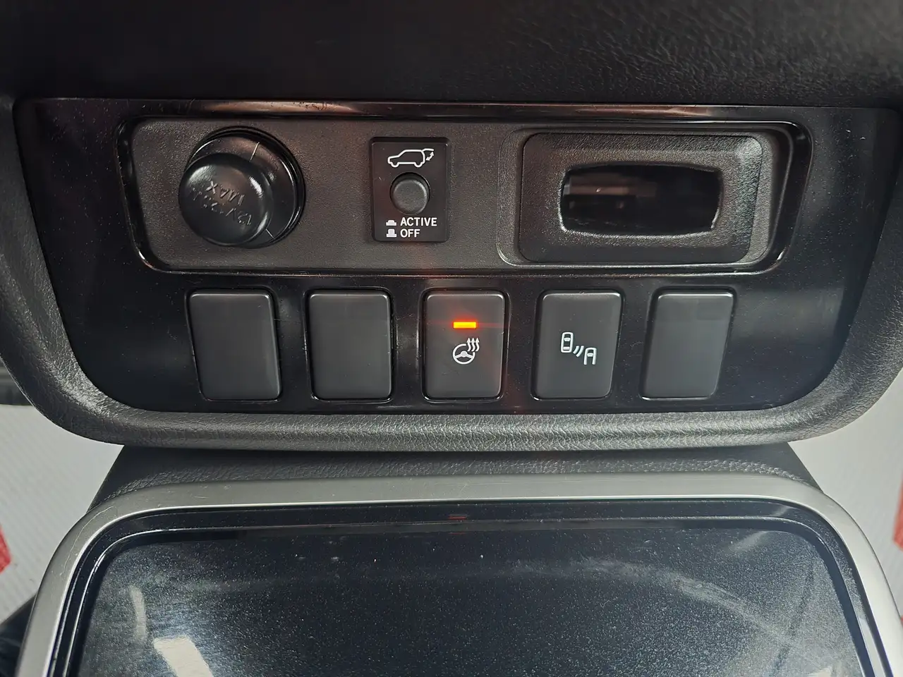 Mitsubishi Outlander снимка Mitsubishi Outlander