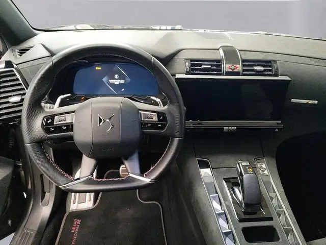 DS Automobiles DS 7 Crossback view 11