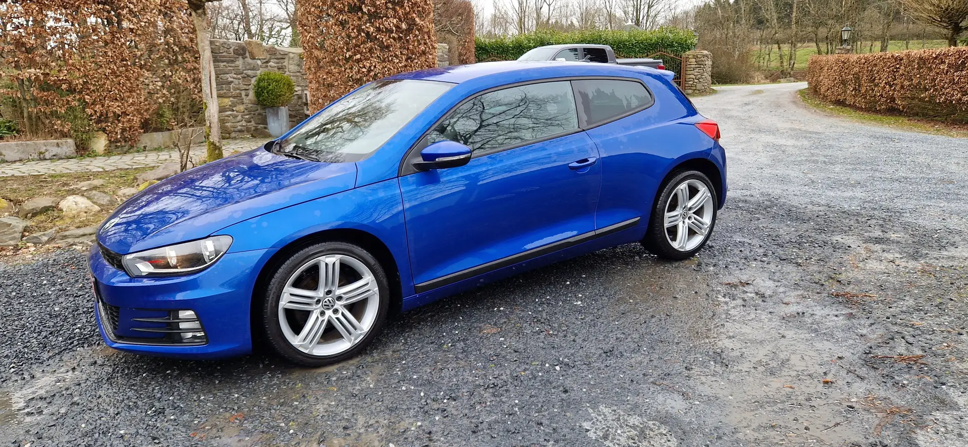 Volkswagen Scirocco 2.0 CR TDi R-Line Bleu - 1