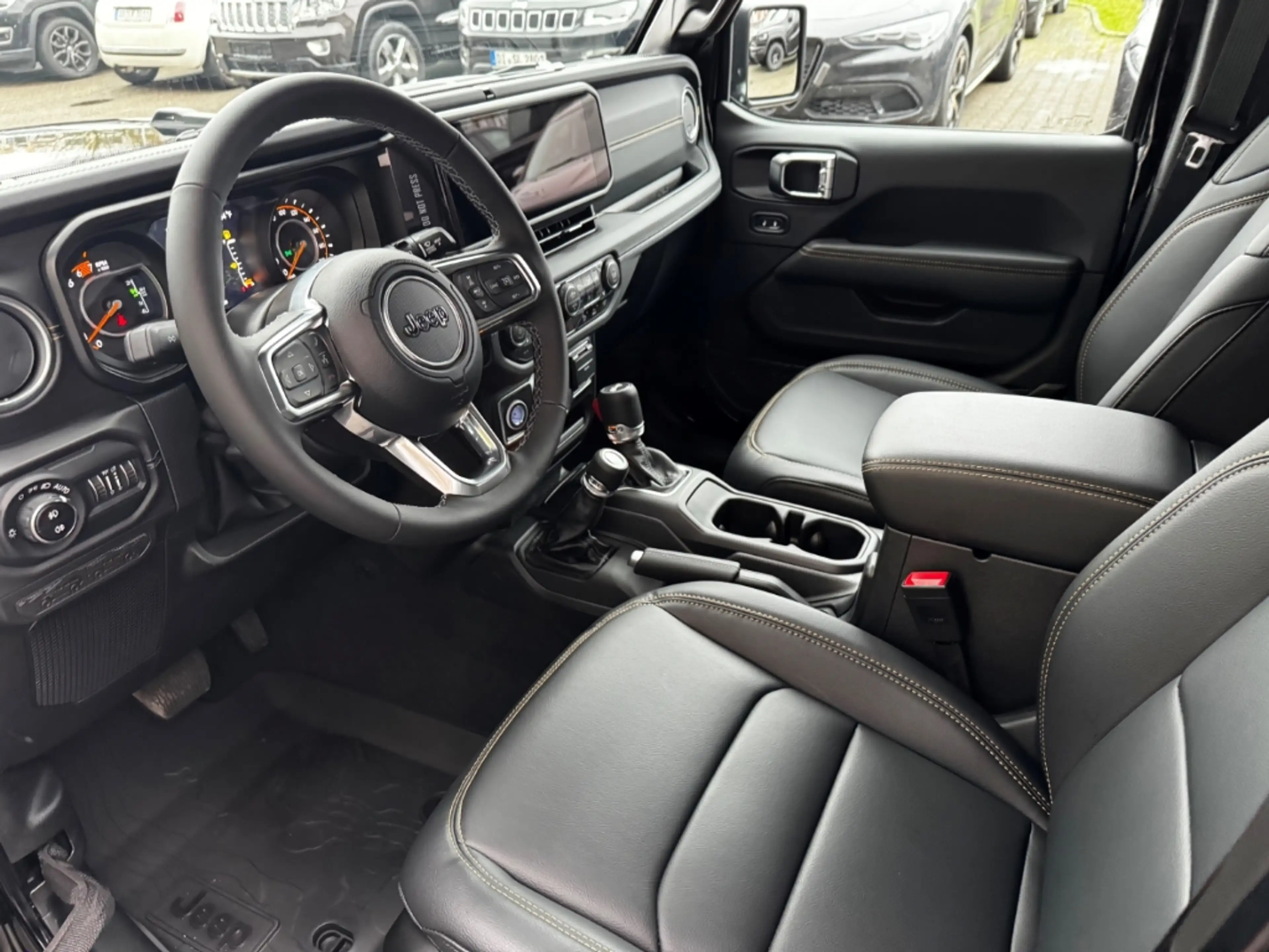 Jeep Wrangler Sahara Hardtop Navi Soundsystem LED Sperrdiff. ACC — photo 15