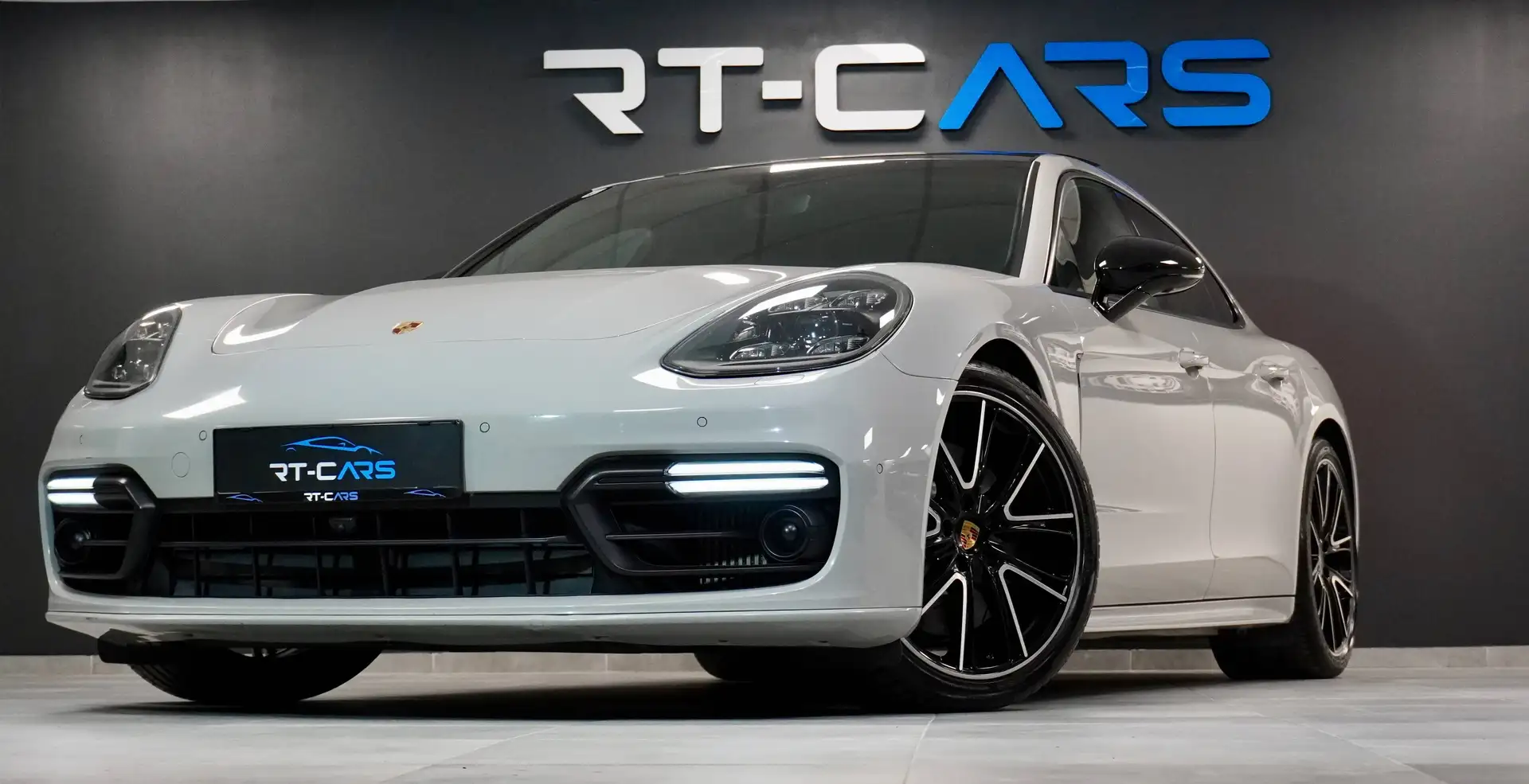 Porsche Panamera 4S eHybrid Grau - 2