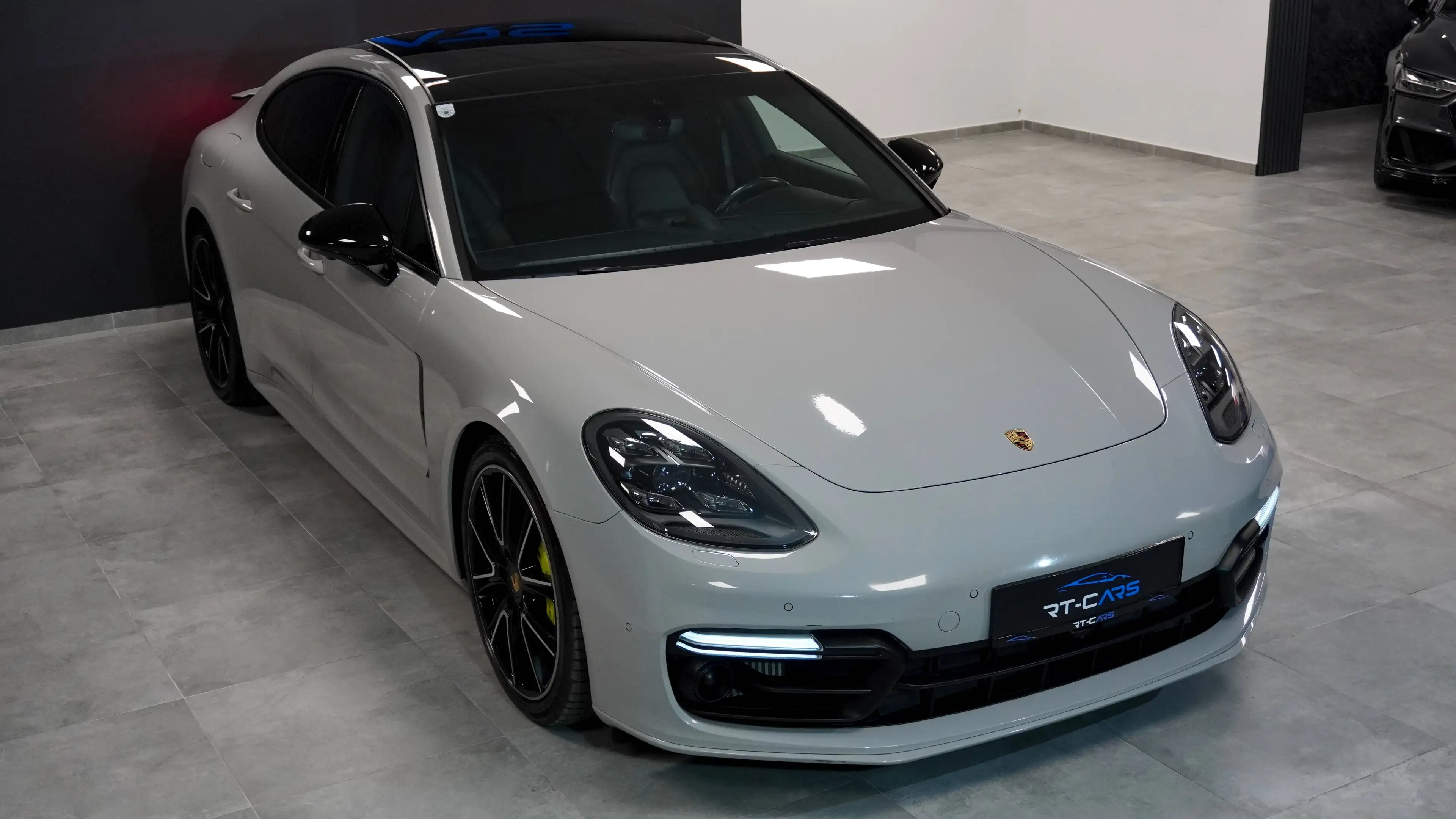 Porsche Panamera 4S eHybrid — photo 4