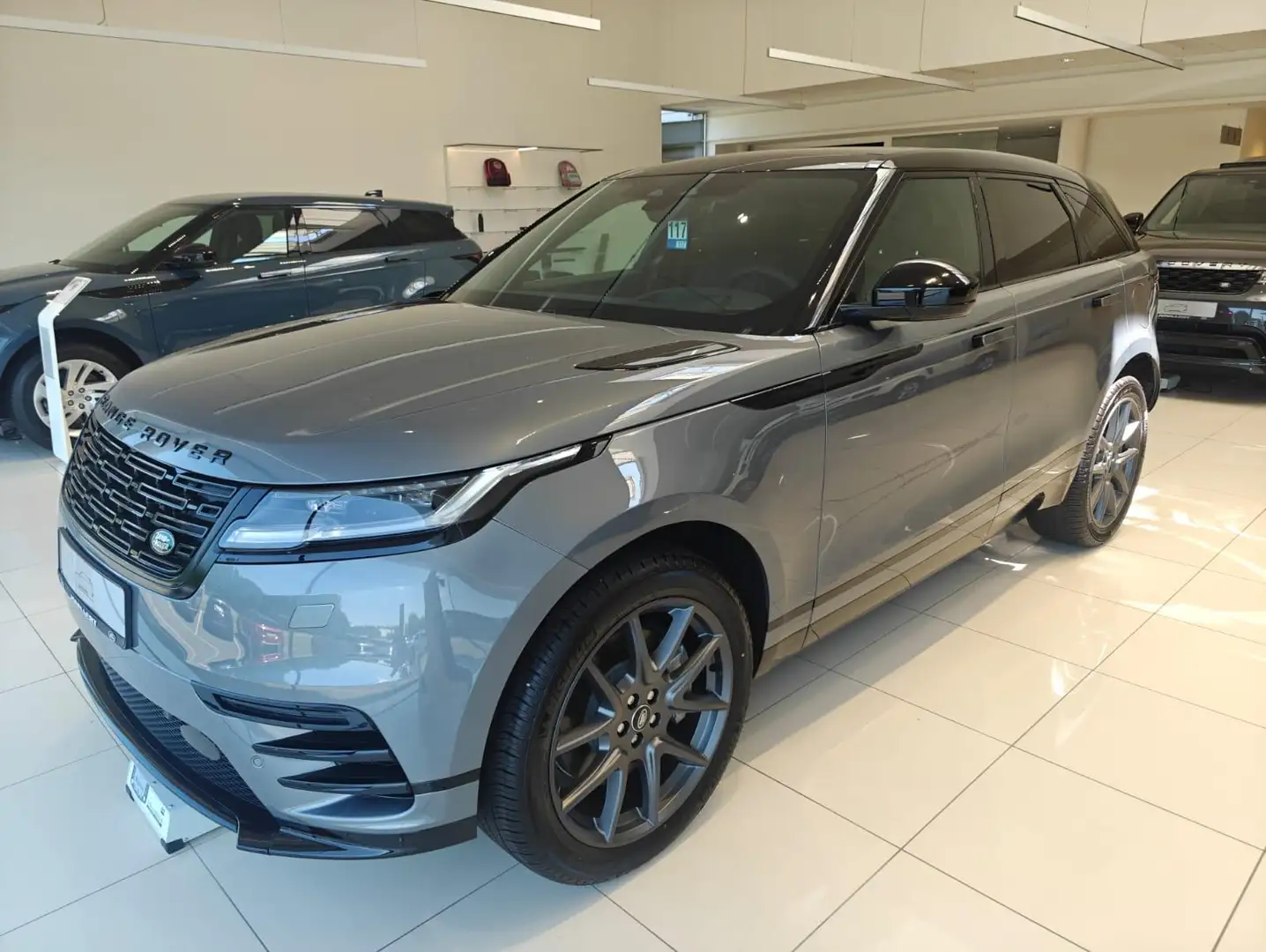 Land Rover Range Rover Velar P400e SE Dyn. MY24 Gris - 1