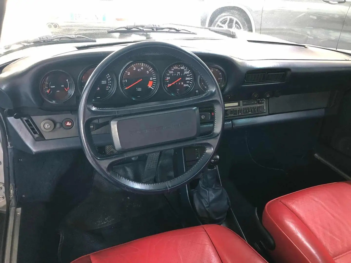 Porsche 930 3.2 Cabrio Turbo look 491 Argento - 2