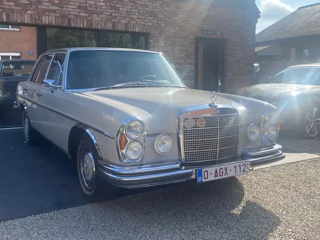 Mercedes-Benz S 280 SE280 4.5 essence