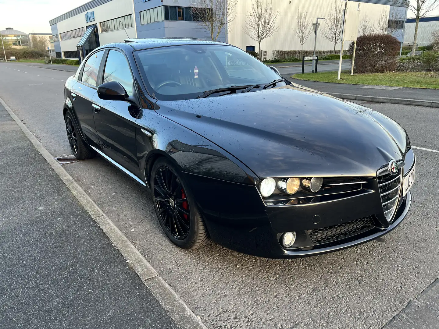 Alfa Romeo 159 3.2 JTS V6 24V Q4 Q-Tronic Distinctive - 2