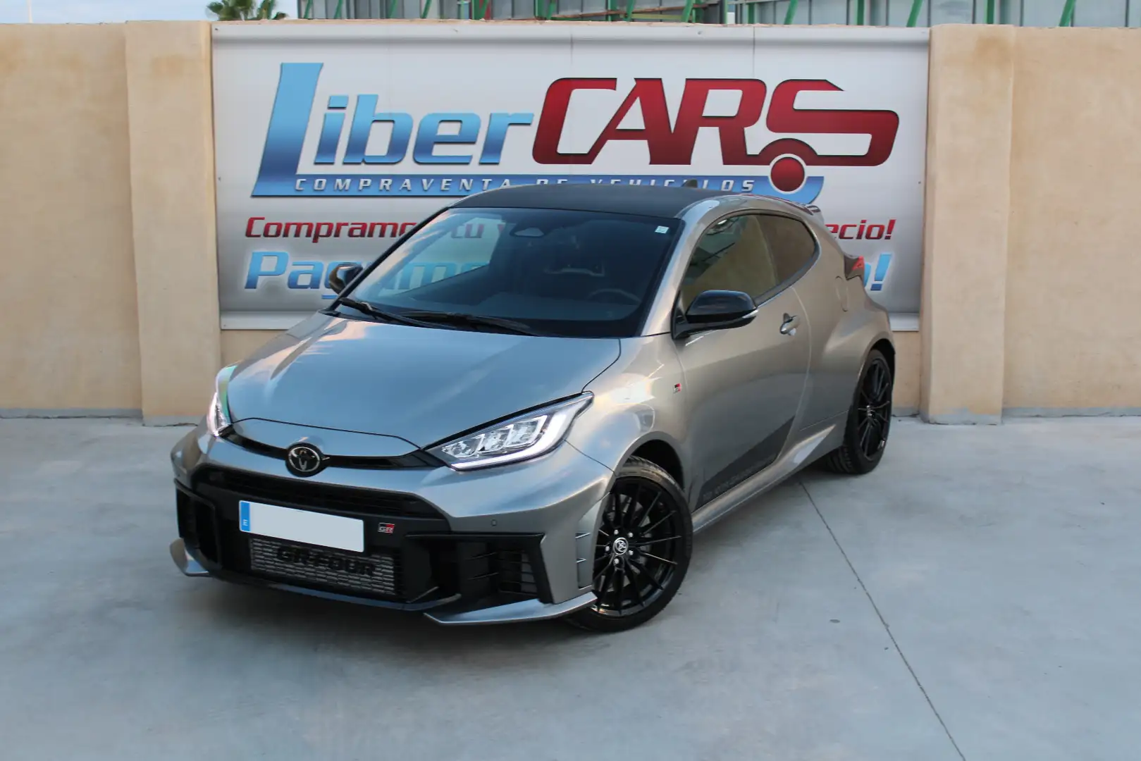 Toyota Yaris GR RZ Aut. Gris - 2