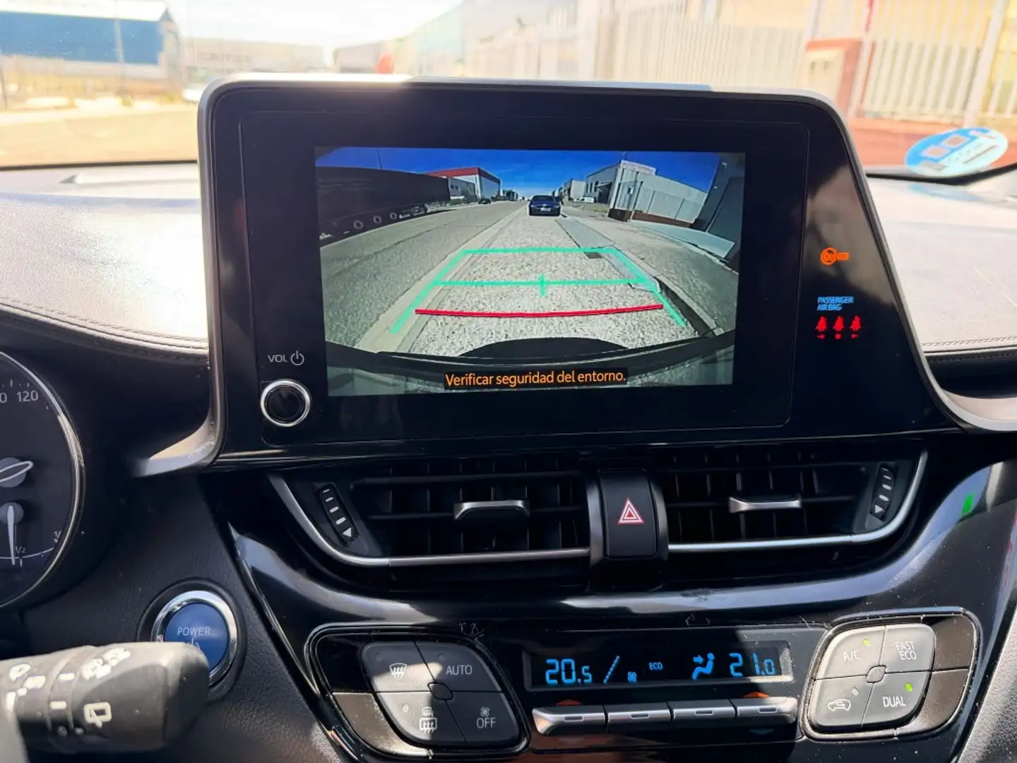 Toyota C-HR 125H Advance Gris - 2