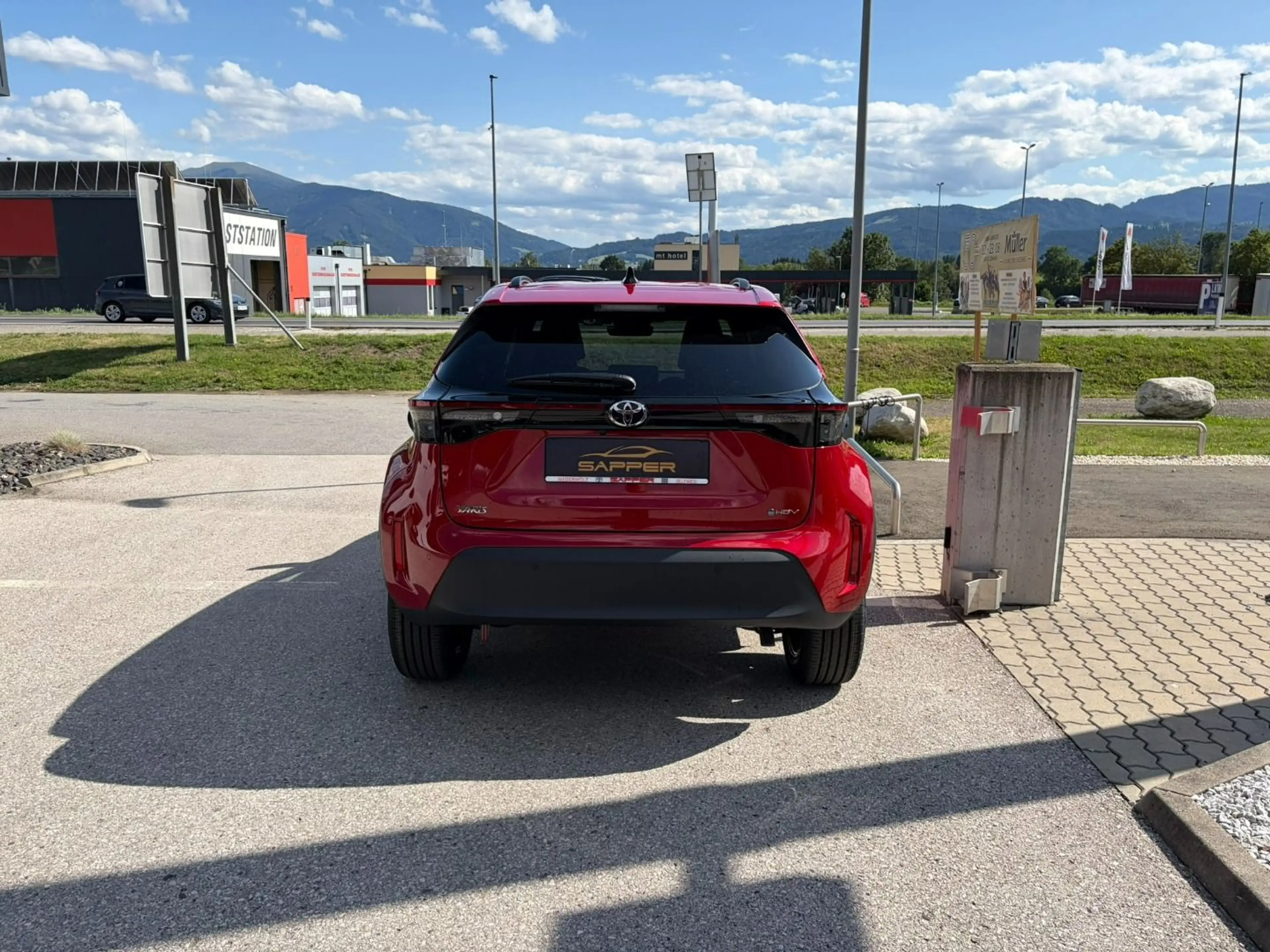 Toyota Yaris Cross SUV, 5-türig Active Drive 1,5 VVT-i Hy — photo 6