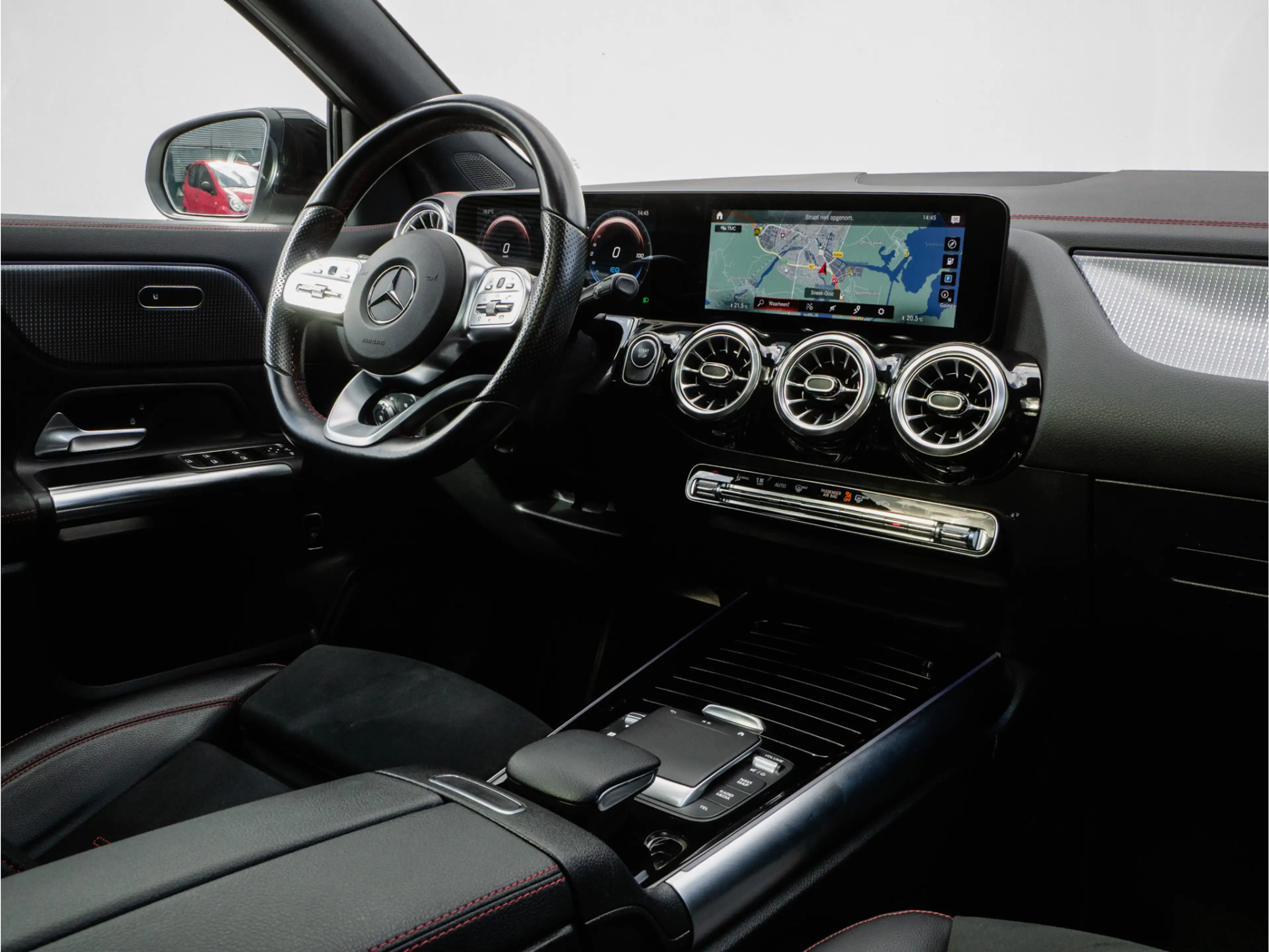 Mercedes-Benz EQA 250 Business Solution AMG 67 kWh Elek. panoramadak/ Sf — photo 3