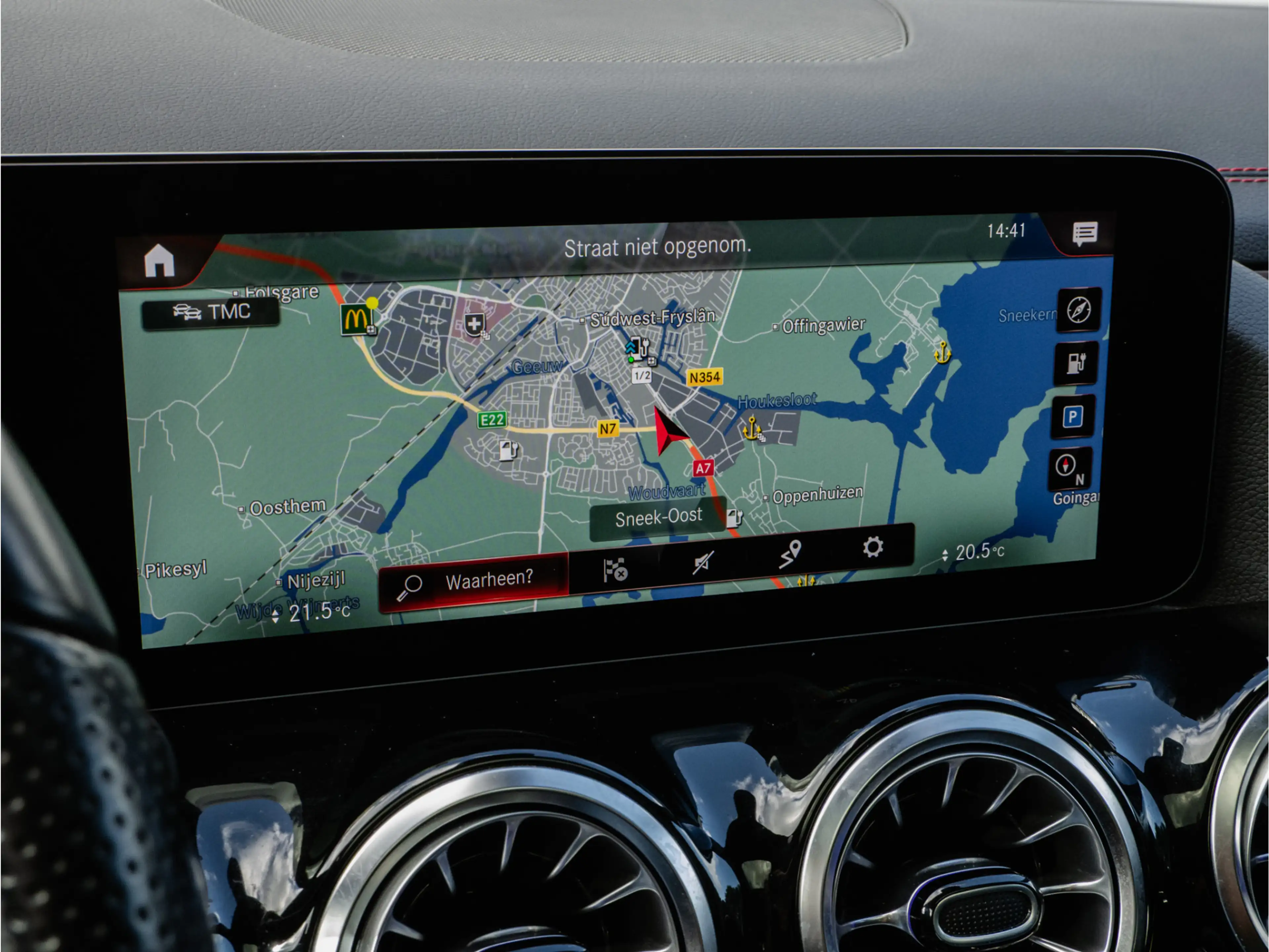 Mercedes-Benz EQA 250 Business Solution AMG 67 kWh Elek. panoramadak/ Sf — photo 21