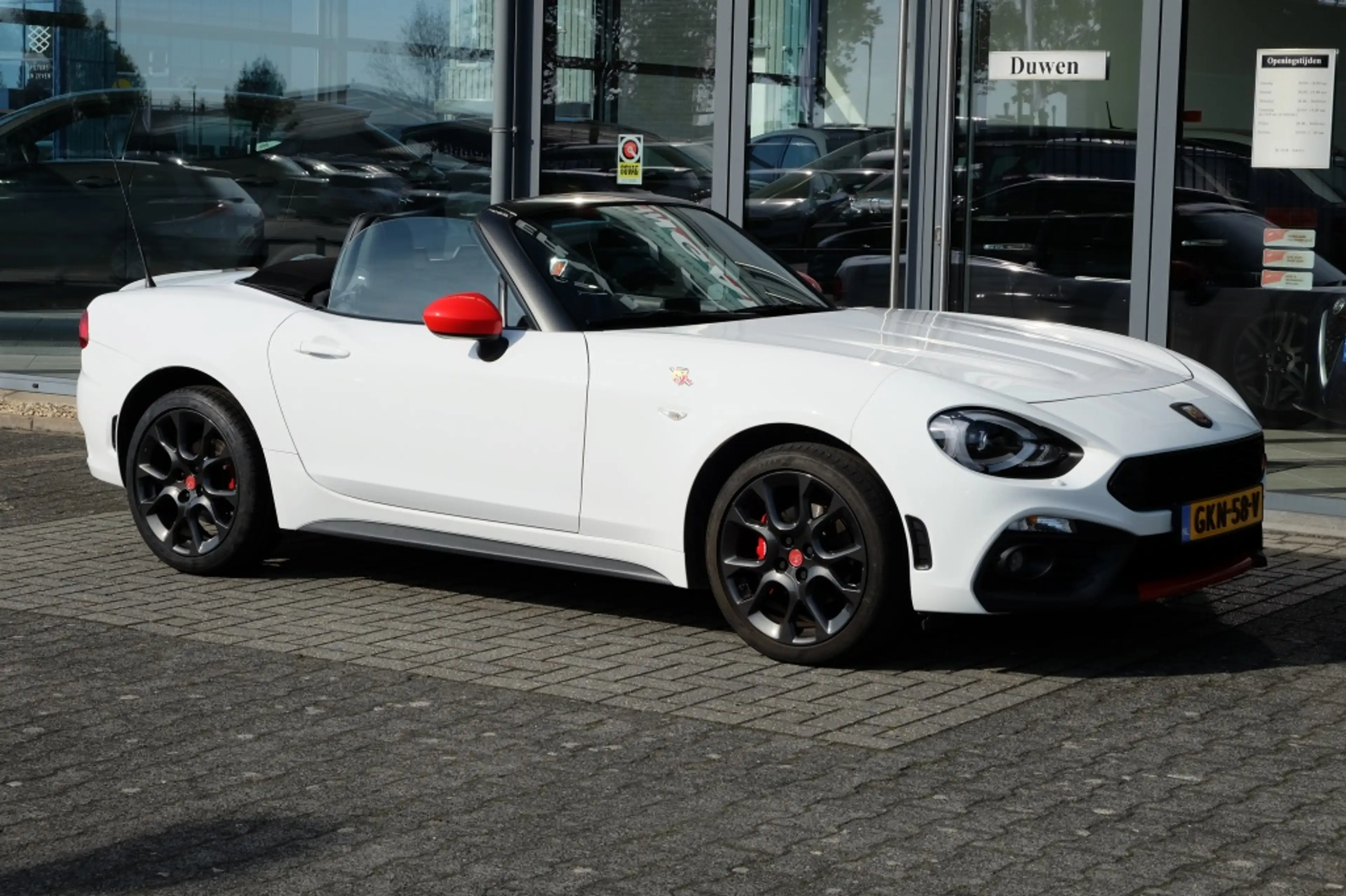 Abarth 124 Spider 1.4 M-Air T Abarth — photo 8