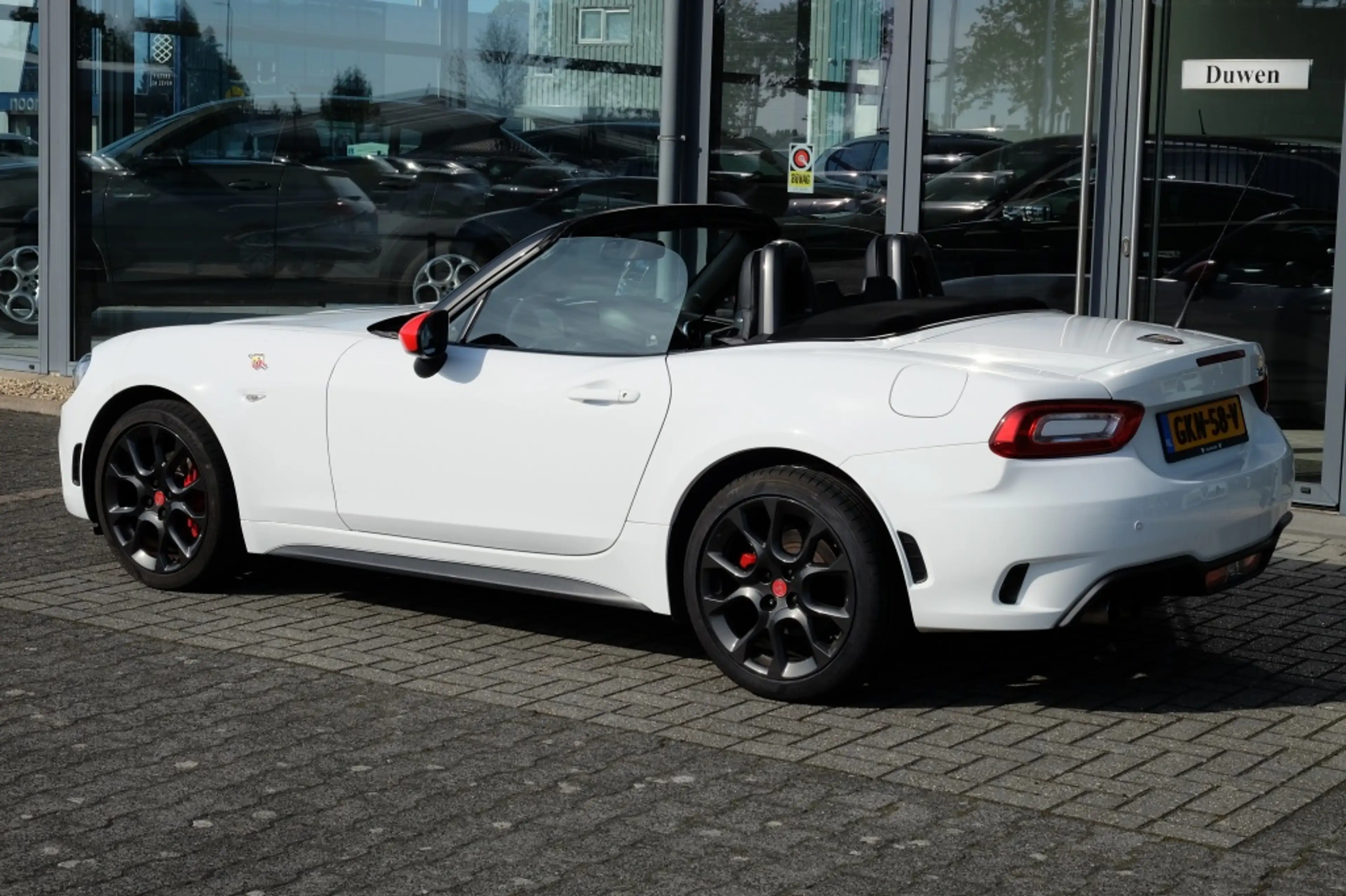 Abarth 124 Spider 1.4 M-Air T Abarth — photo 5