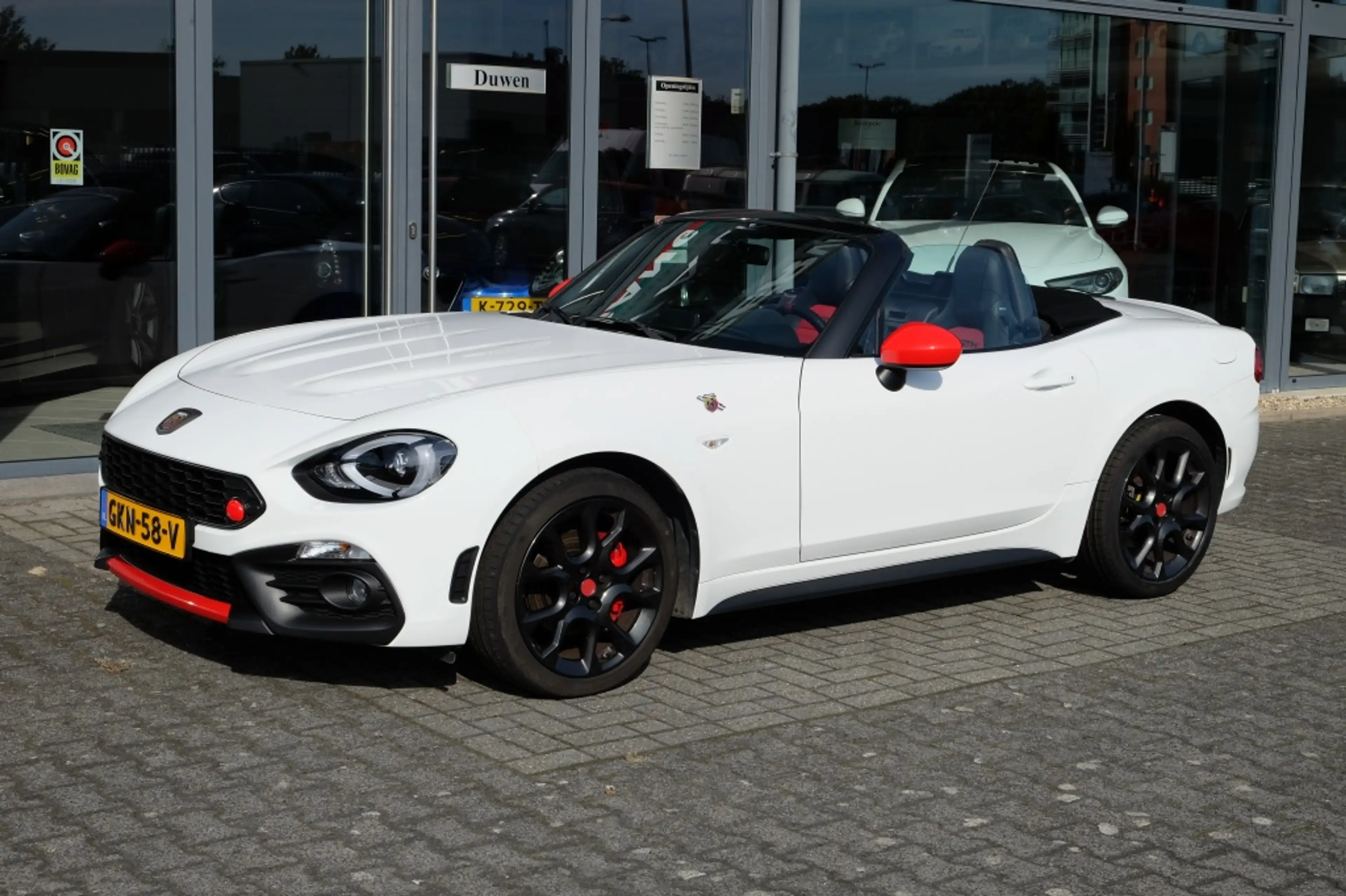 Abarth 124 Spider 1.4 M-Air T Abarth — photo 6