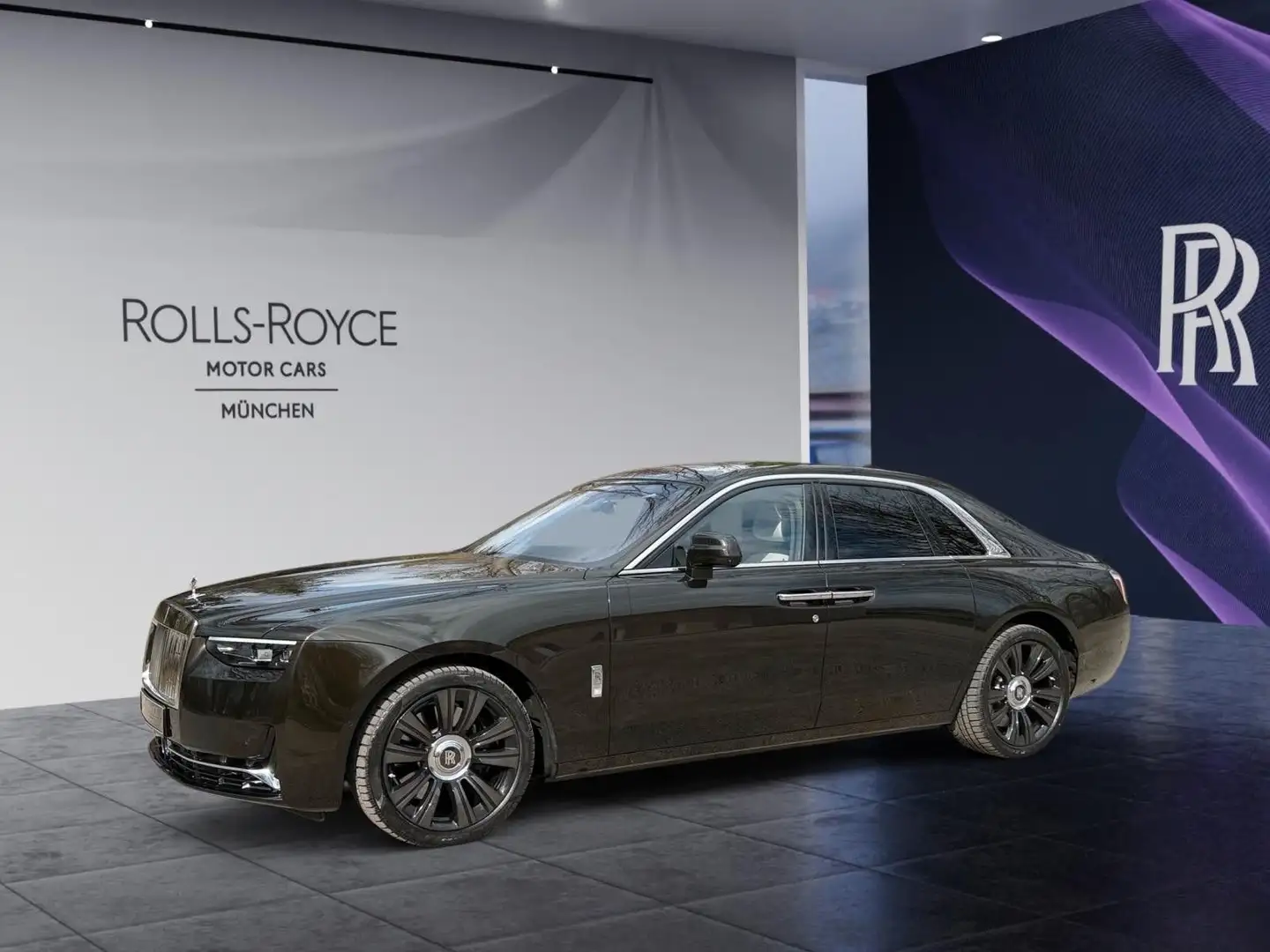 Rolls-Royce Ghost *PROVENANCE* Verde - 1