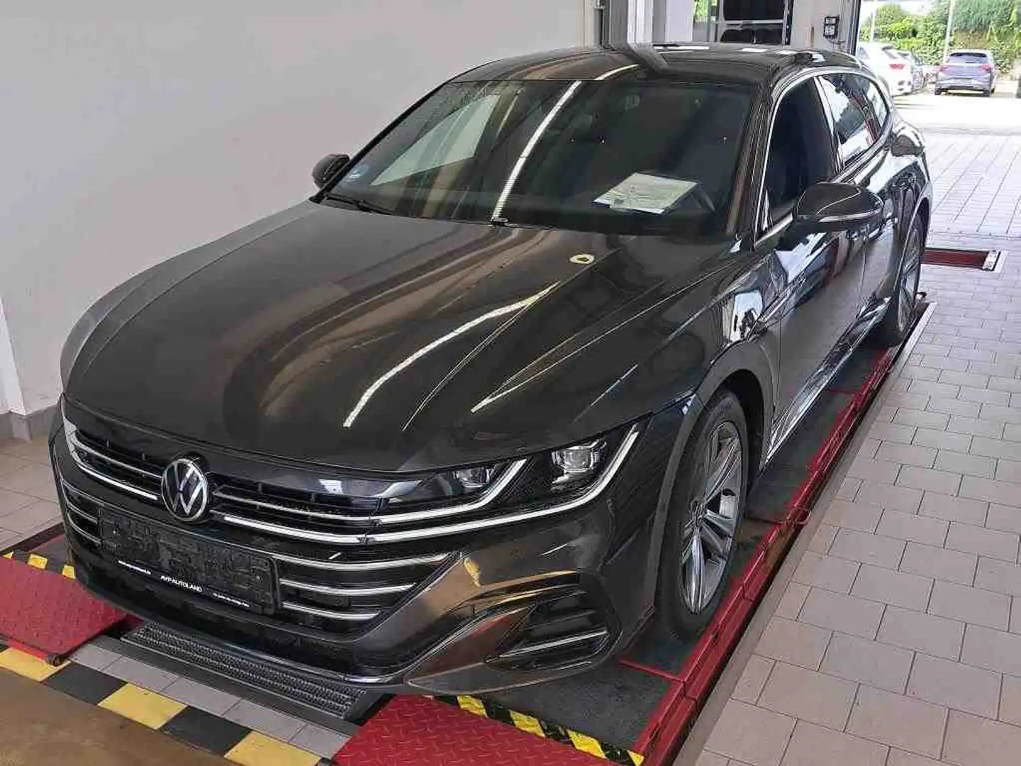 Volkswagen Arteon Shooting Brake  SB R-L DT147 TDID7F Grau - 1