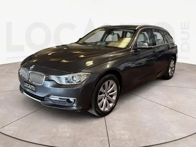 BMW 3 Series view 29