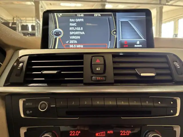 BMW 3 Series view 19
