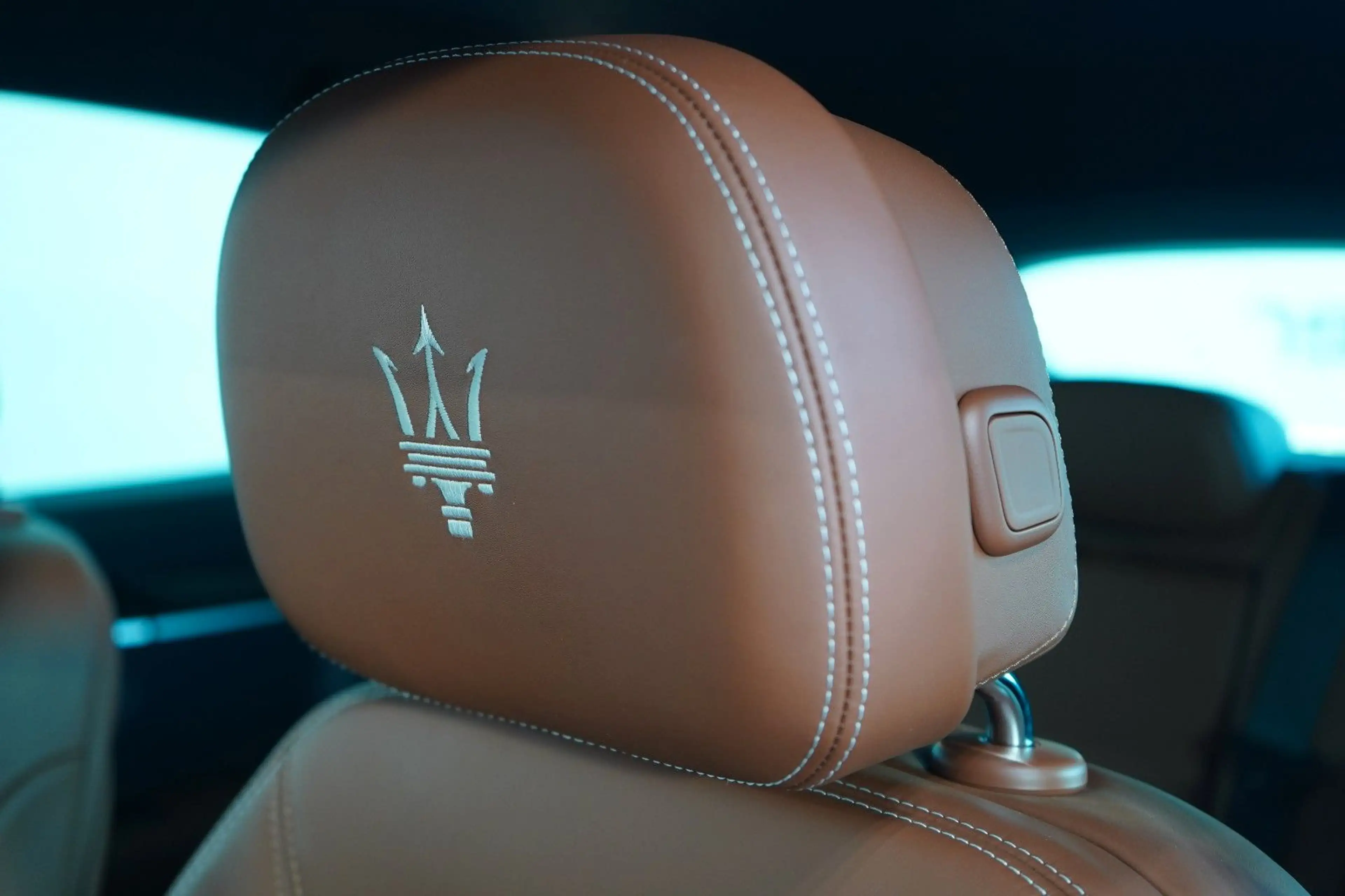Maserati Levante GranLusso S Q4*Carbon*Bowers Wilkins* — photo 12