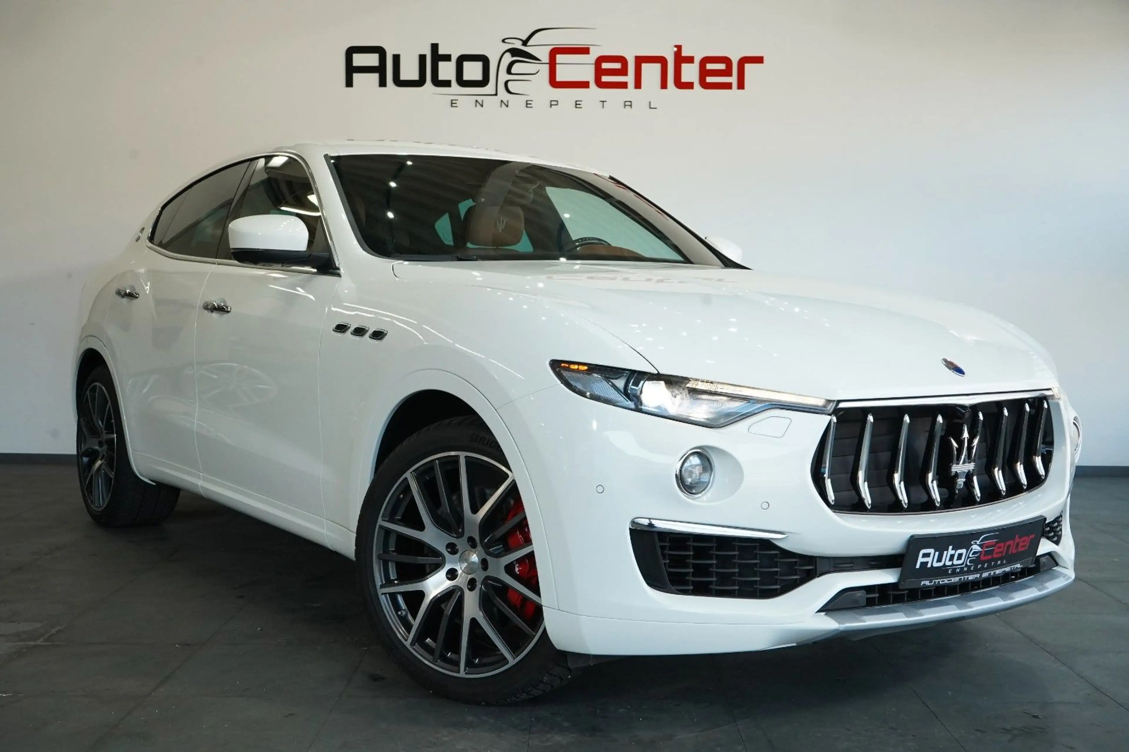 Maserati Levante GranLusso S Q4*Carbon*Bowers Wilkins* — photo 2