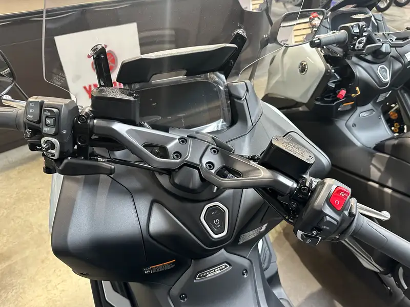 Yamaha TMAX 560 - foto 3
