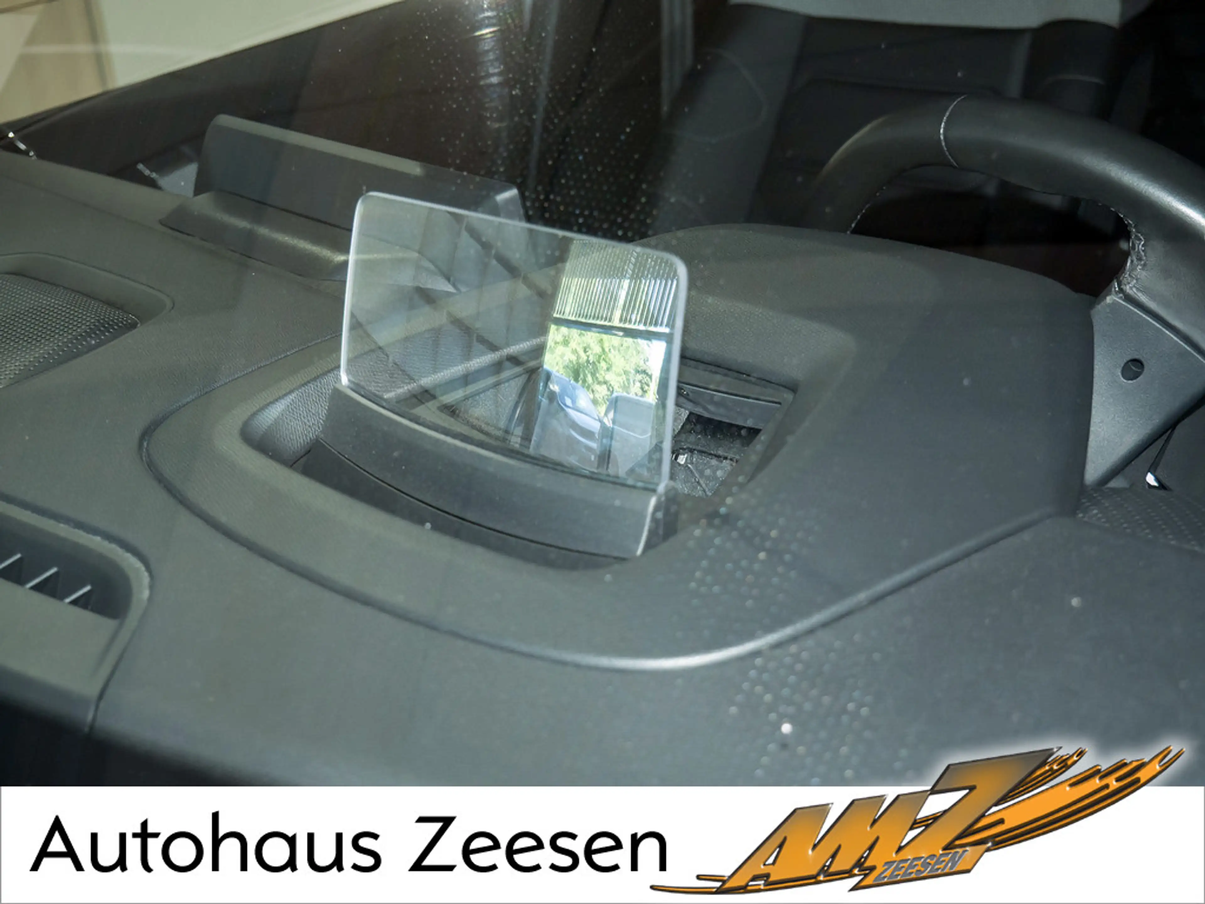 Citroen E-C4 Electric — photo 17