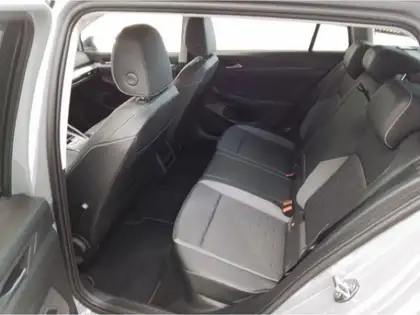 Annonce voiture d'occasion Volkswagen Golf Variant - CARADIZE