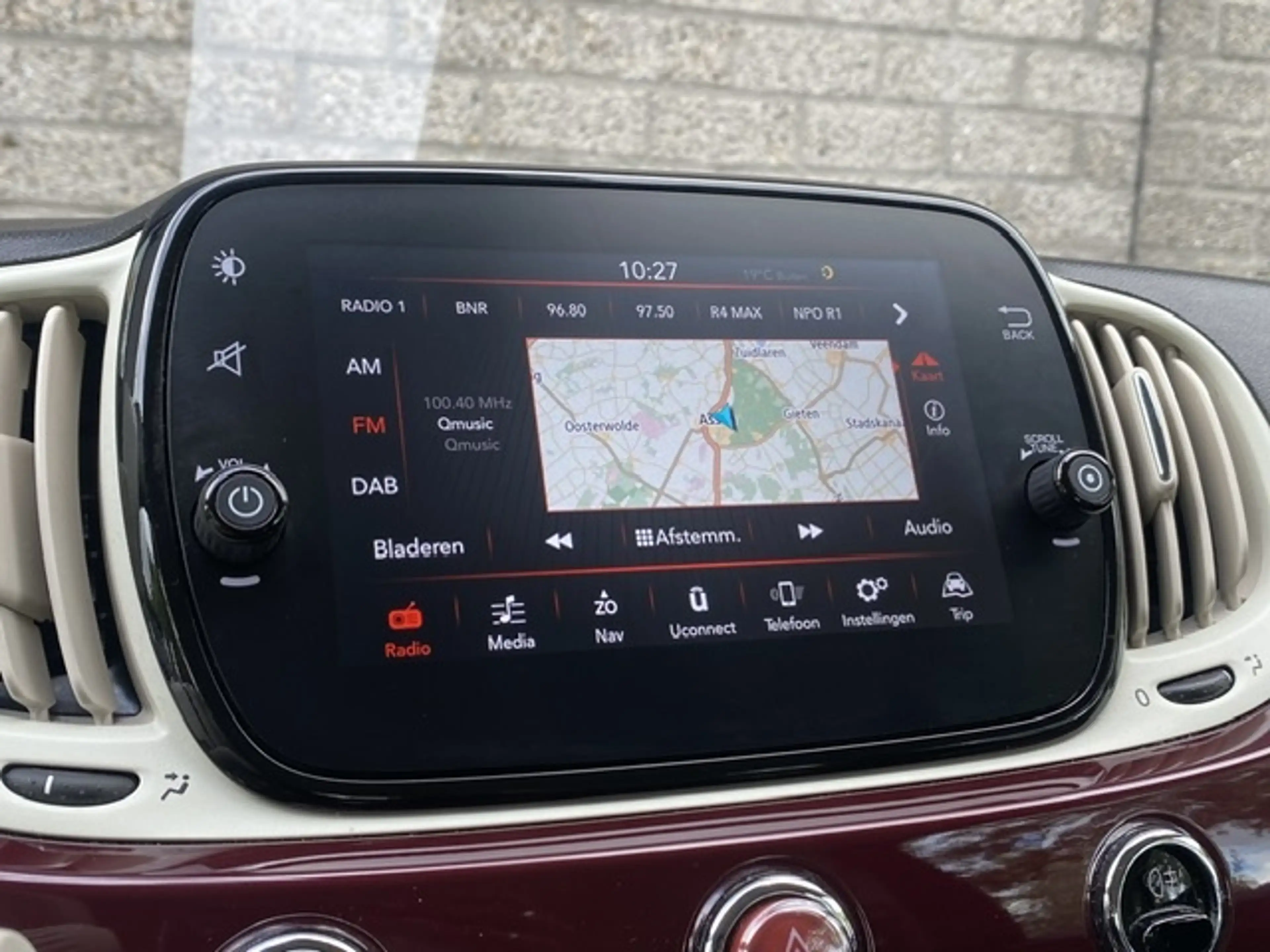 Fiat 500 1.2 Lounge NAV/DAB/CARPLAY — photo 25