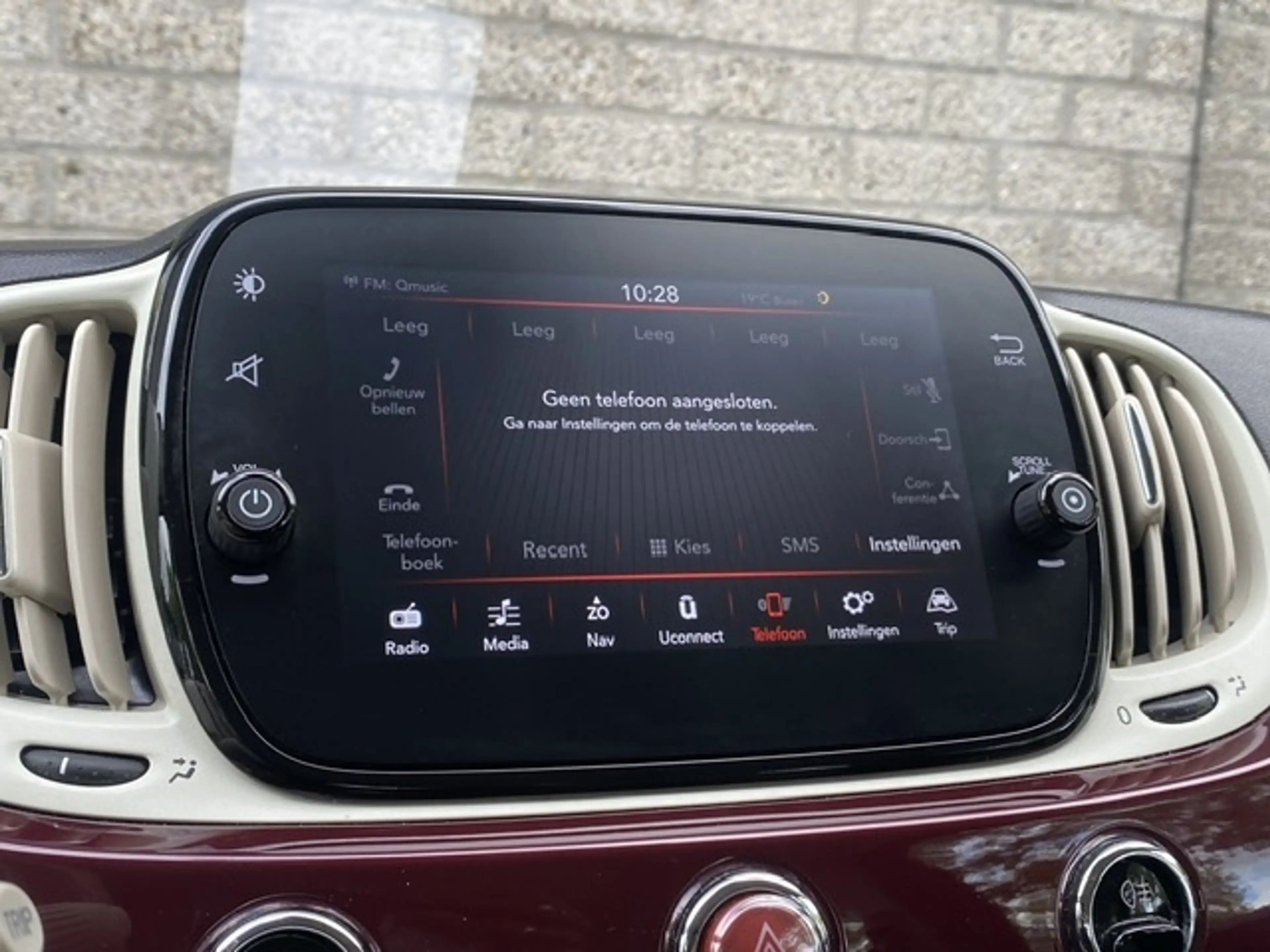 Fiat 500 1.2 Lounge NAV/DAB/CARPLAY — photo 27