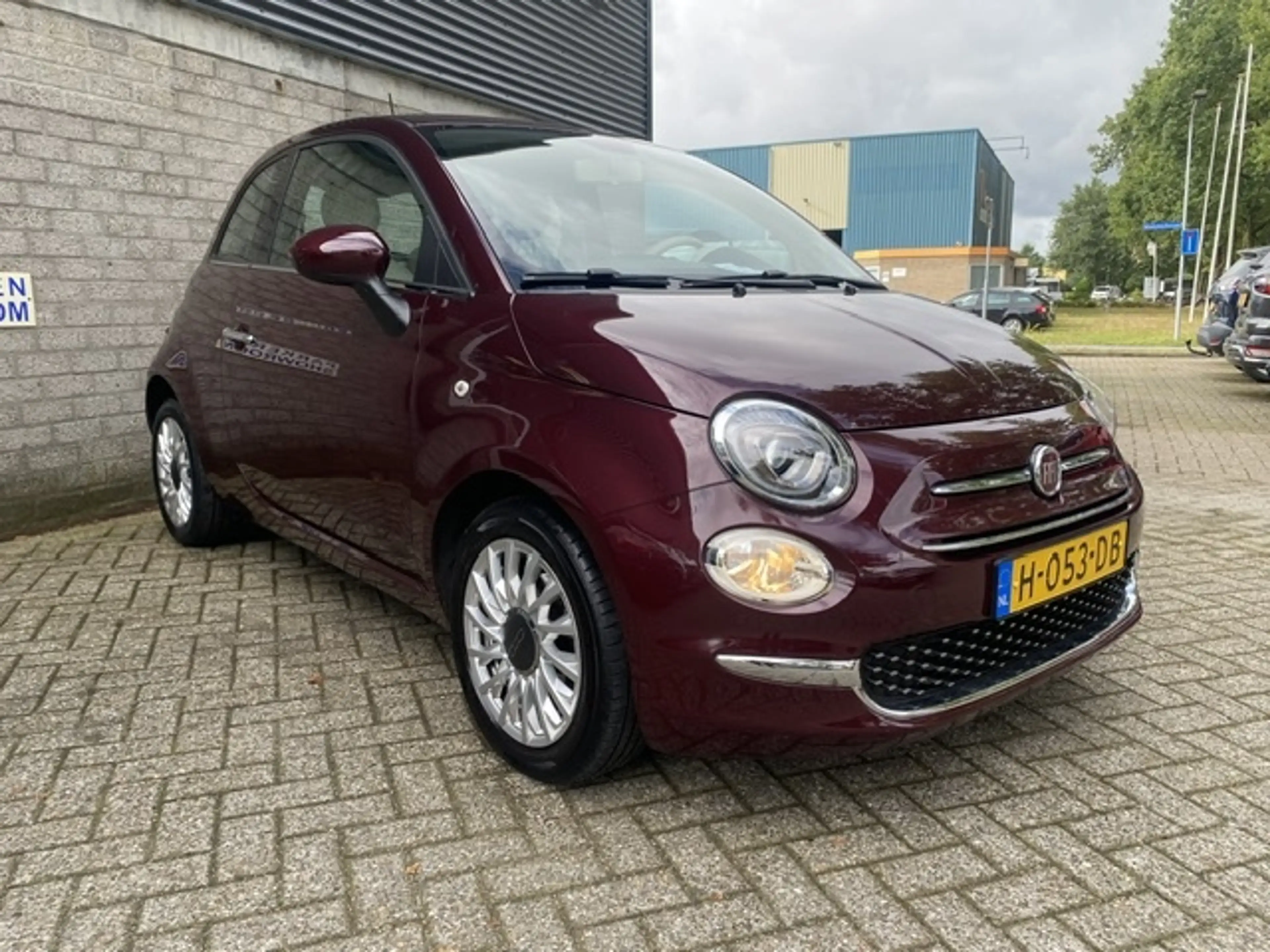 Fiat 500 1.2 Lounge NAV/DAB/CARPLAY — photo 3