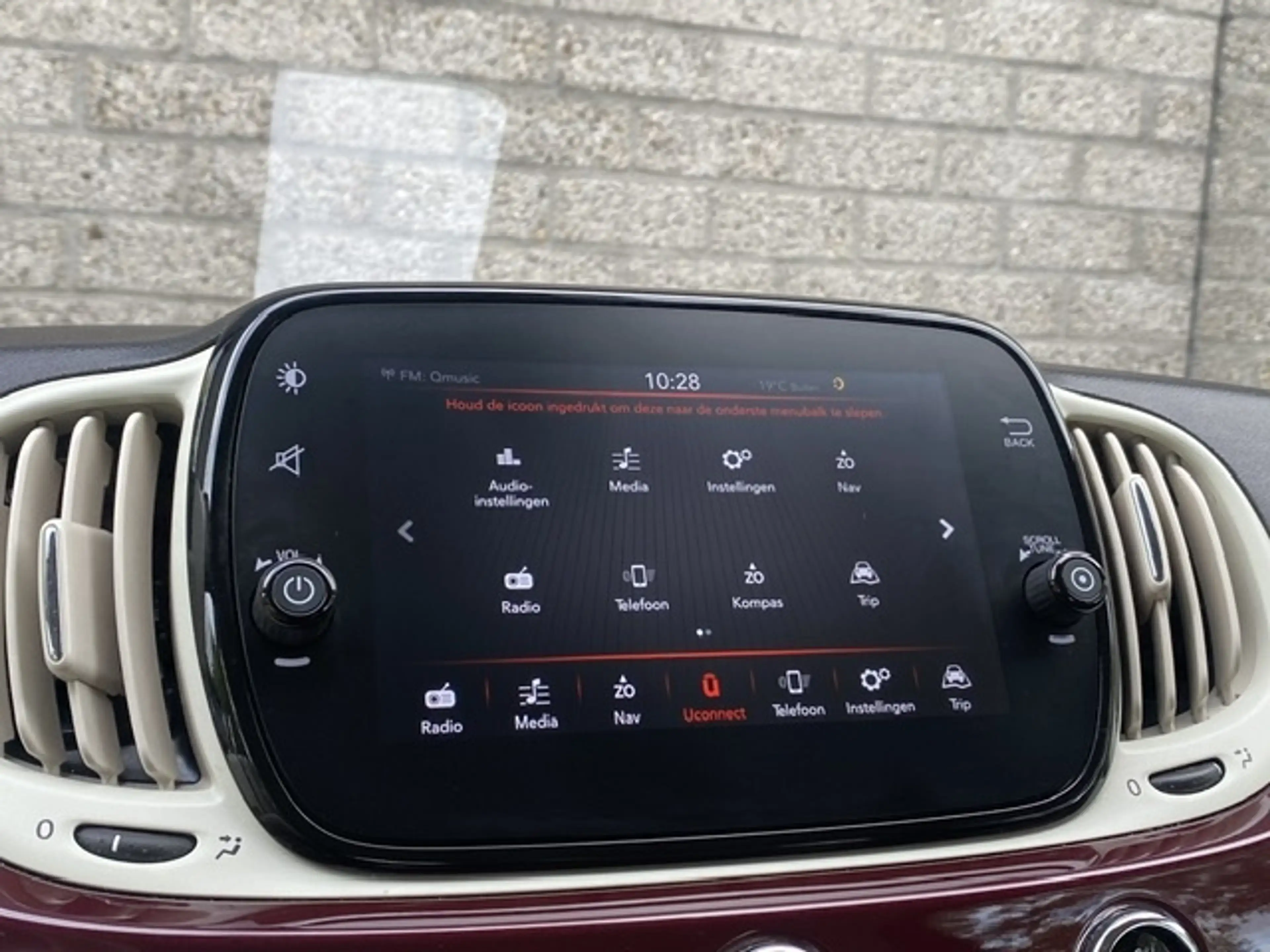 Fiat 500 1.2 Lounge NAV/DAB/CARPLAY — photo 28