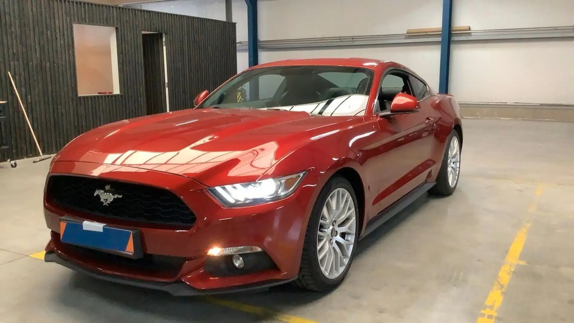 Ford Mustang 2.3 Fastback*1.Hand*EU-Modell*LED Rojo - 1