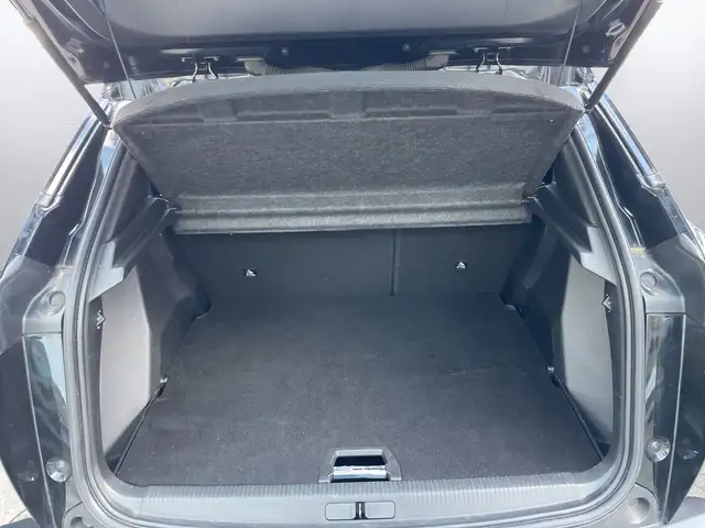 Peugeot 2008 view 10