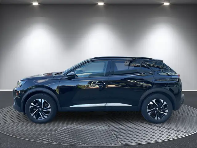 Peugeot 2008 view 2