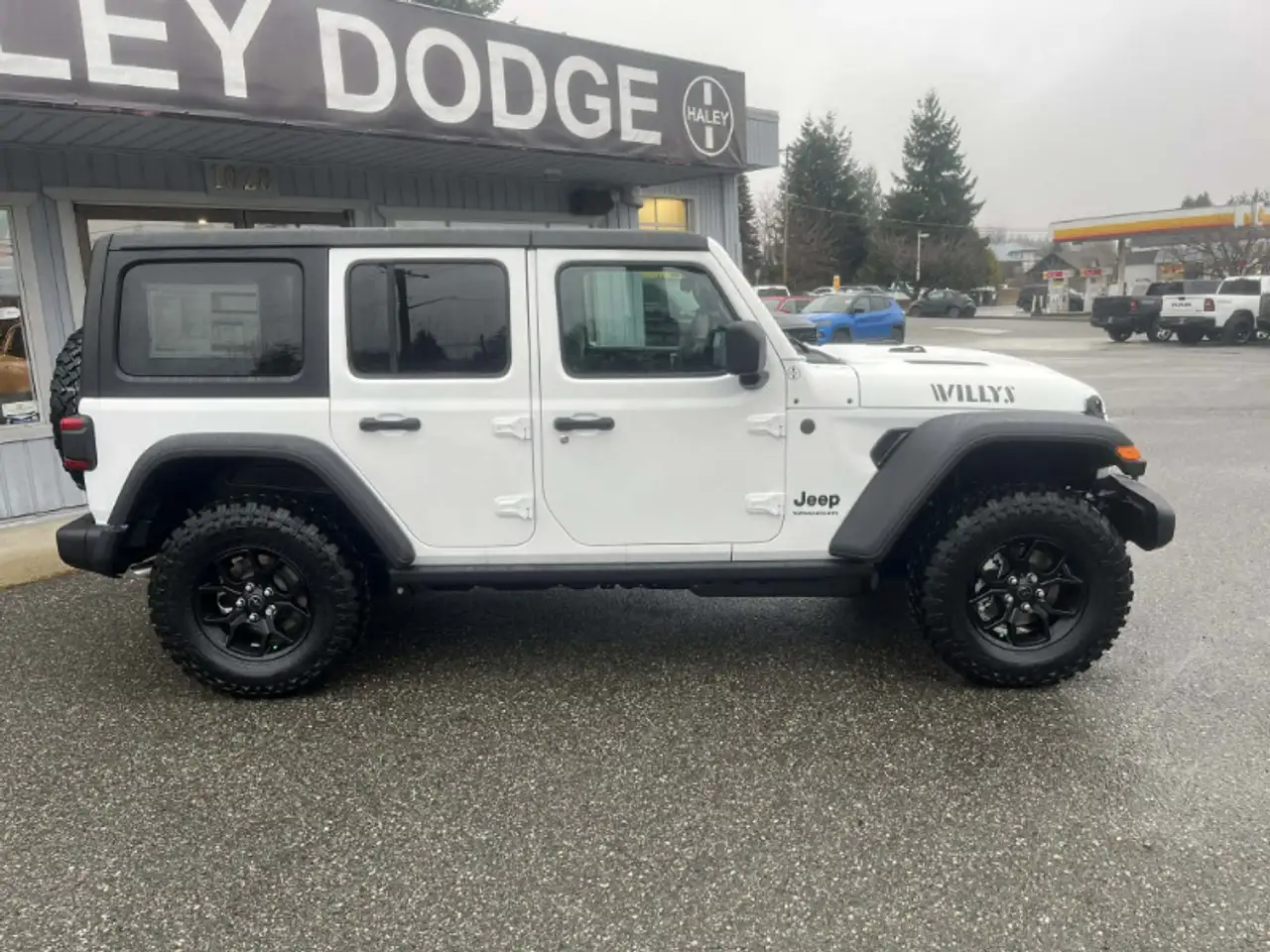 Jeep Wrangler снимка Jeep Wrangler