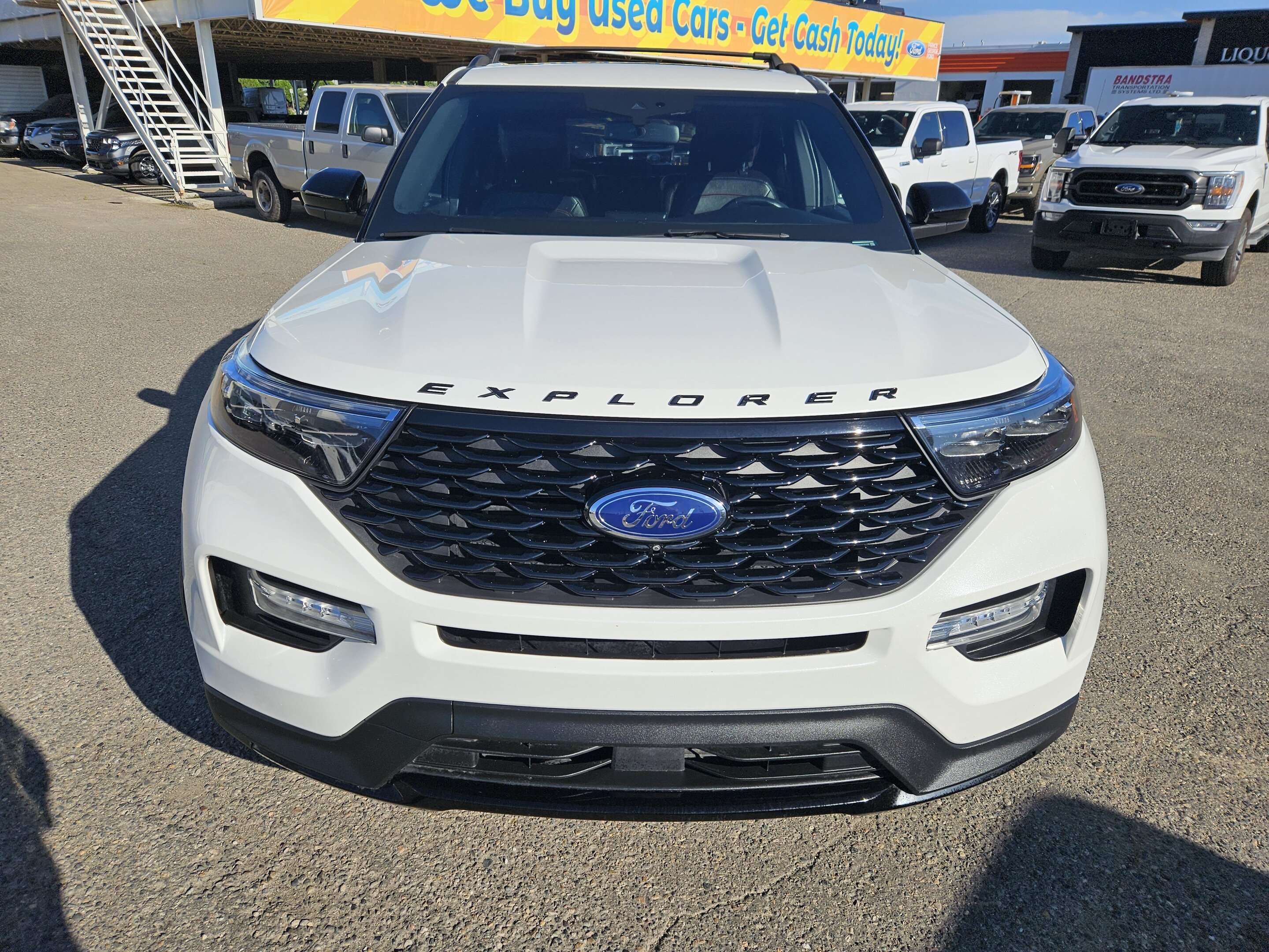 Star White Metallic Tri-Coat 2022 Ford Explorer SUV / Crossover All-Wheel Drive Automatic