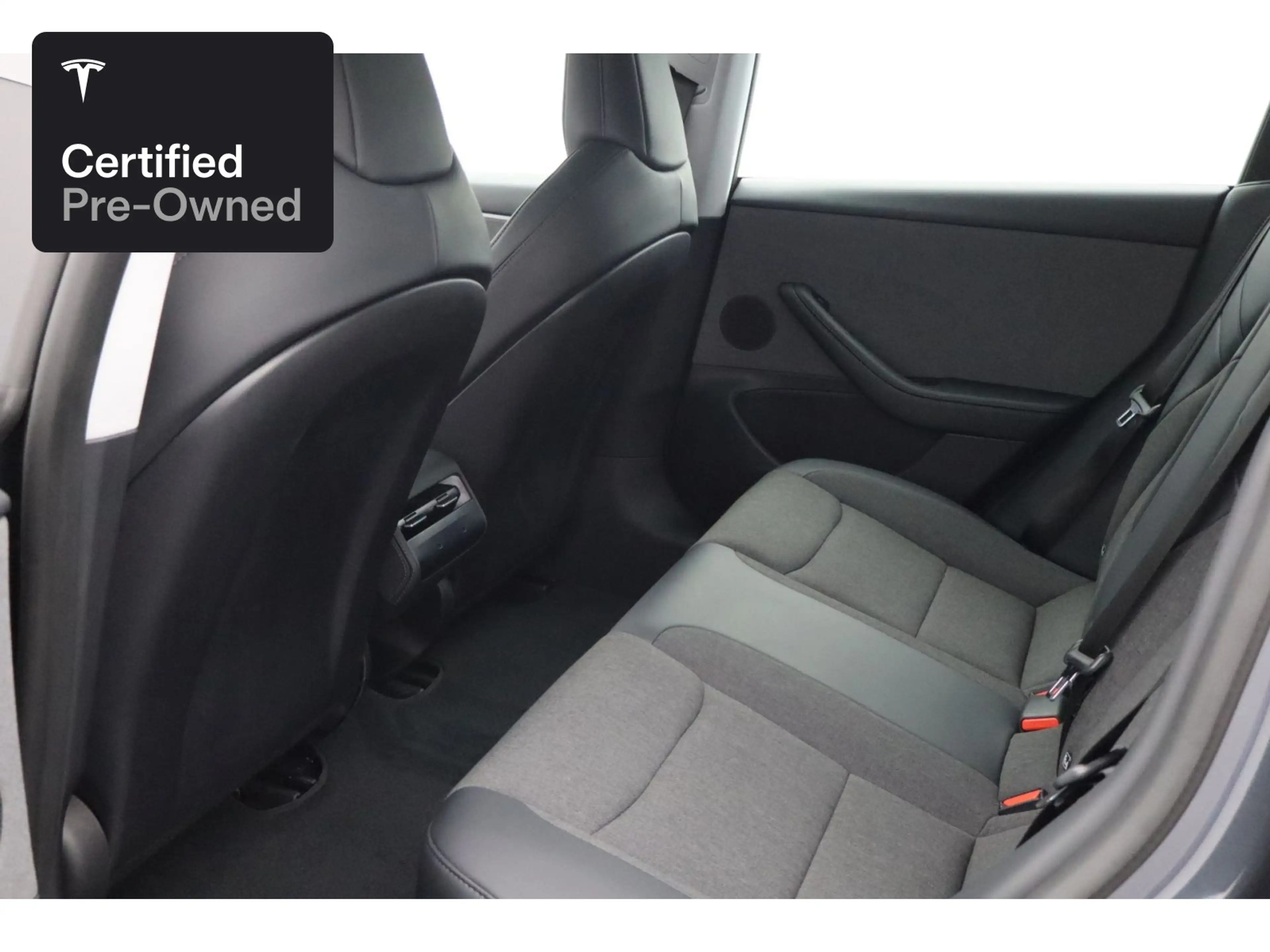 Tesla Model 3 Rear-Wheel Drive "Certified Pre-Owned" — photo 13