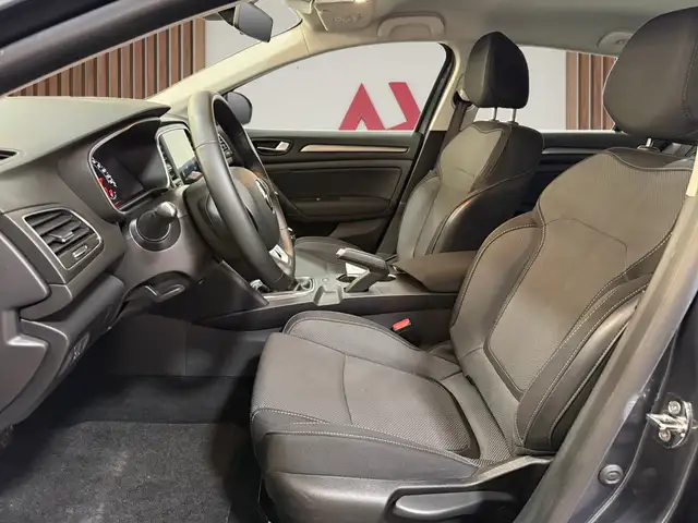 Renault Megane view 13