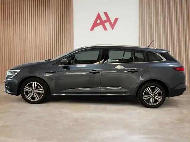 Renault Megane view 11