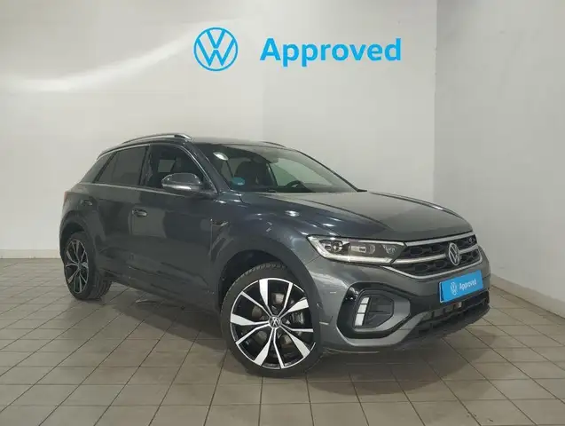 Volkswagen T-Roc main image