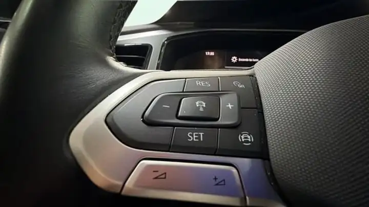 Volkswagen T-Roc 2025, foto 19