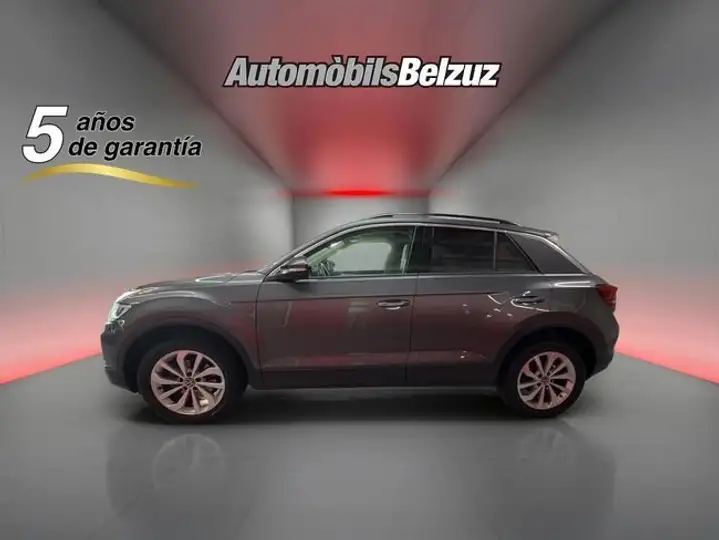 Volkswagen T-Roc 2025, foto 8
