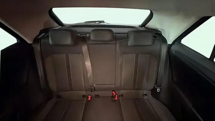 Volkswagen T-Roc 2025, foto 10