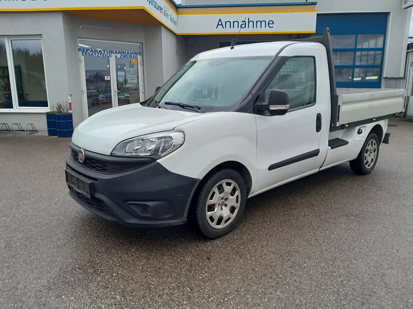 Fiat Doblo Cargo Pritsche 1,3 D Weiß - 2