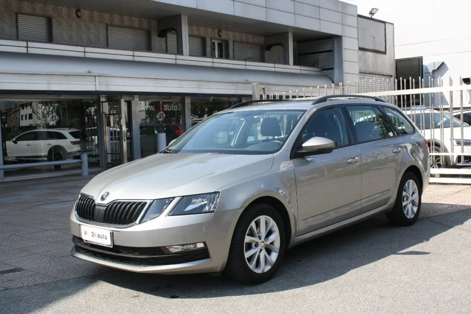 Skoda Octavia 1.6 TDI CR 115 CV DSG Wagon Style Grigio - 1