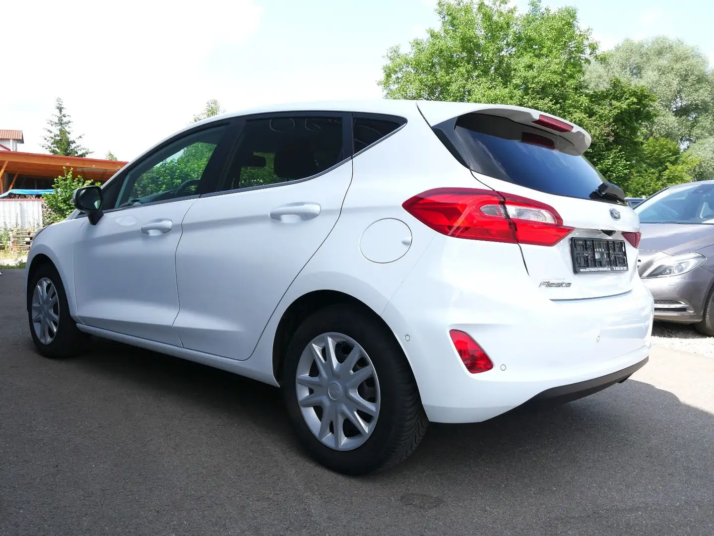 Ford Fiesta 1.0 EcoBoost Titanium Wit - 2