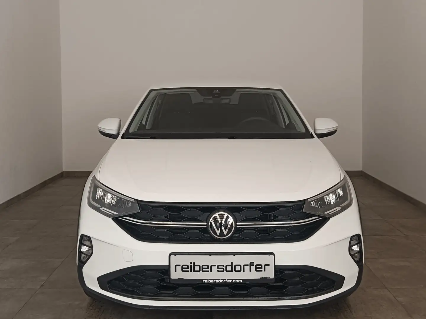 Volkswagen Taigo 4Me TSI Weiß - 2