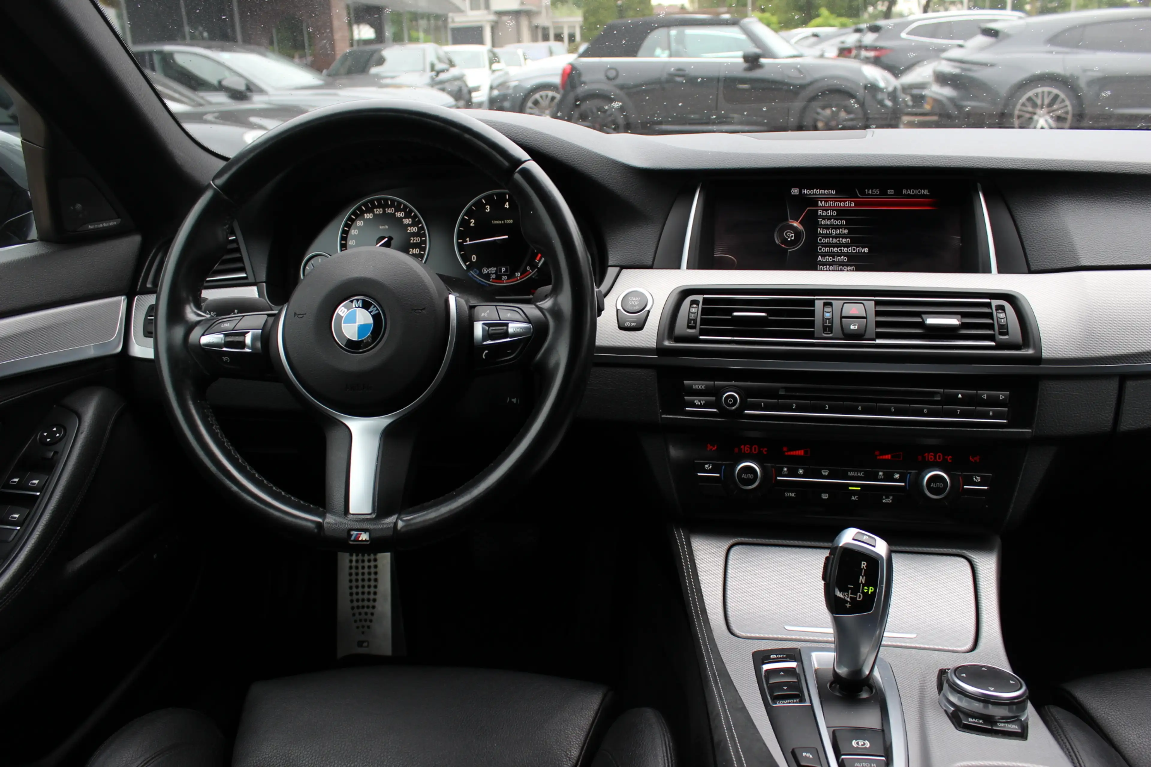 BMW 520 5-serie Touring 520i Executive M Sport / NL Auto! — photo 9